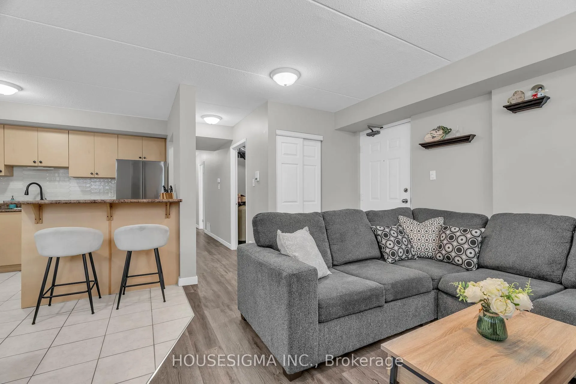 Photo 2 of Unit C17, 12 Holborn Drive, Kitchener — HOMEH