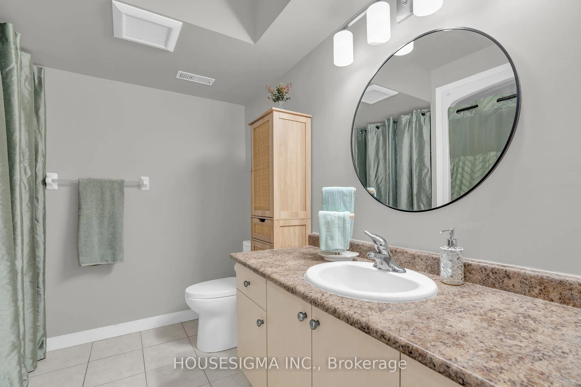 Photo 11 of Unit C17, 12 Holborn Drive, Kitchener — HOMEH