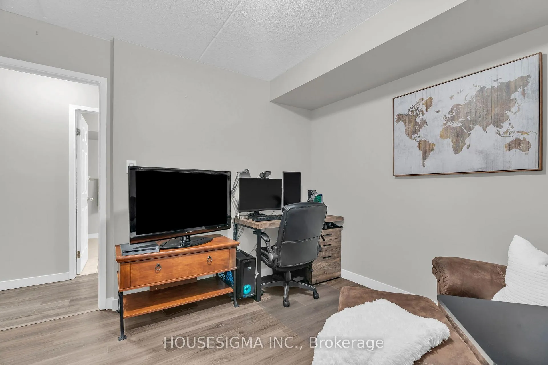 Photo 15 of Unit C17, 12 Holborn Drive, Kitchener — HOMEH