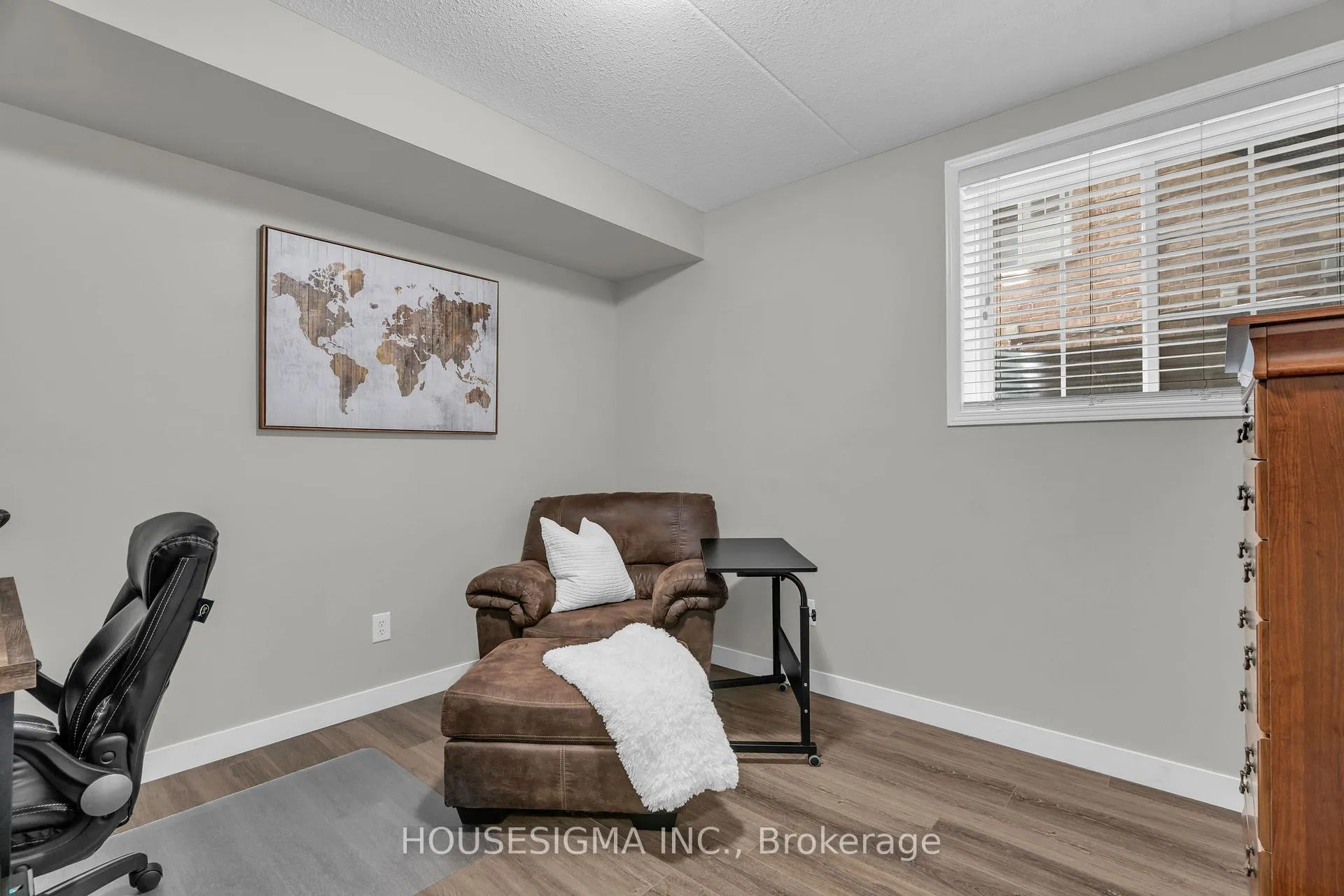 Photo 16 of Unit C17, 12 Holborn Drive, Kitchener — HOMEH
