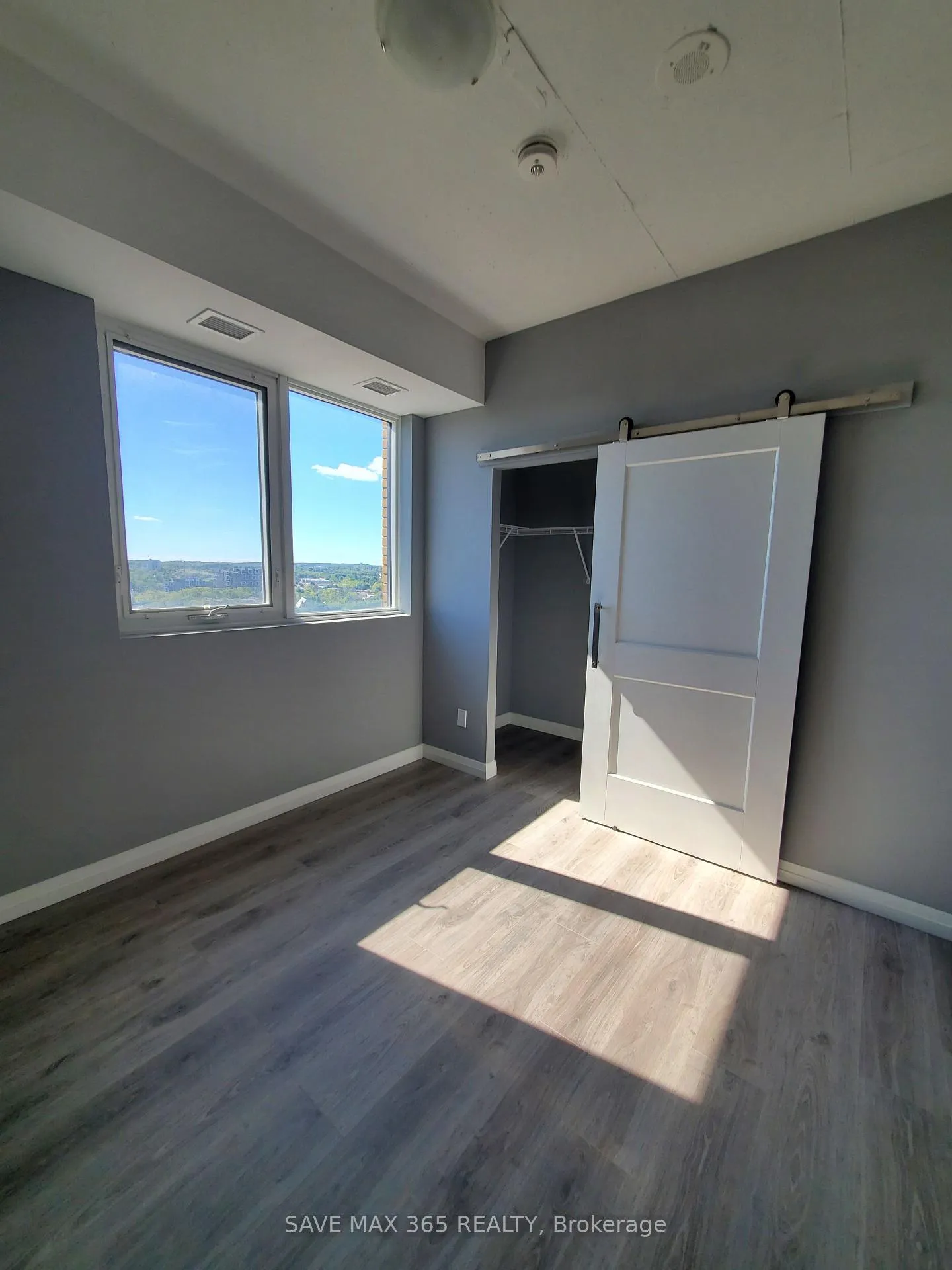 Photo 10 of Unit 1808, 108 Garment Street, Kitchener — HOMEH