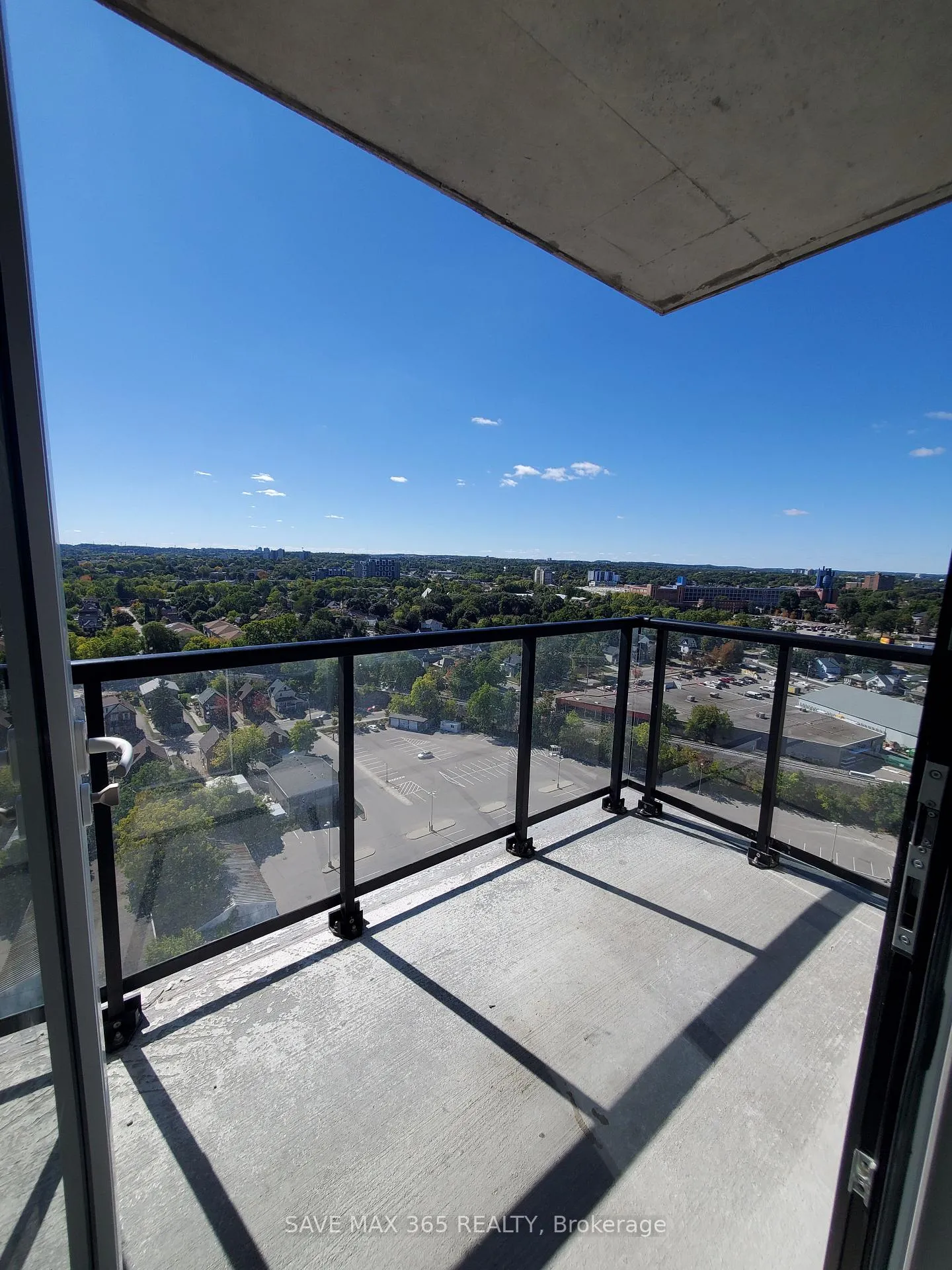 Photo 14 of Unit 1808, 108 Garment Street, Kitchener — HOMEH
