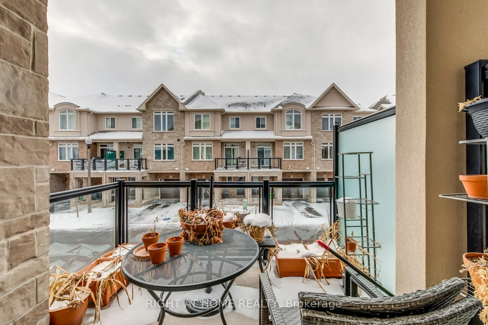 Photo 19 of Unit 27, 40 Zinfandel Drive, Hamilton, Winona — HOMEH