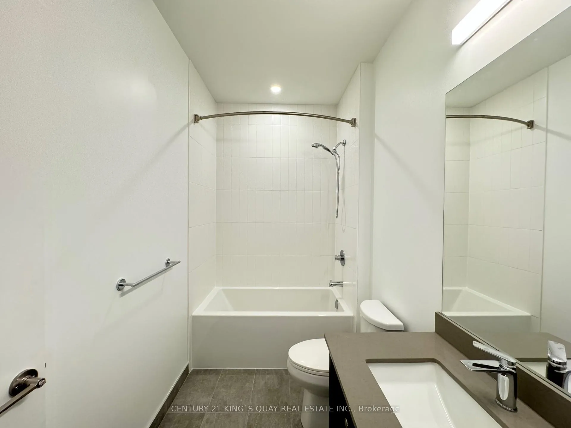 Photo 10 of Unit 405, 385 Arctic Red Drive, Oshawa, Windfields — HOMEH