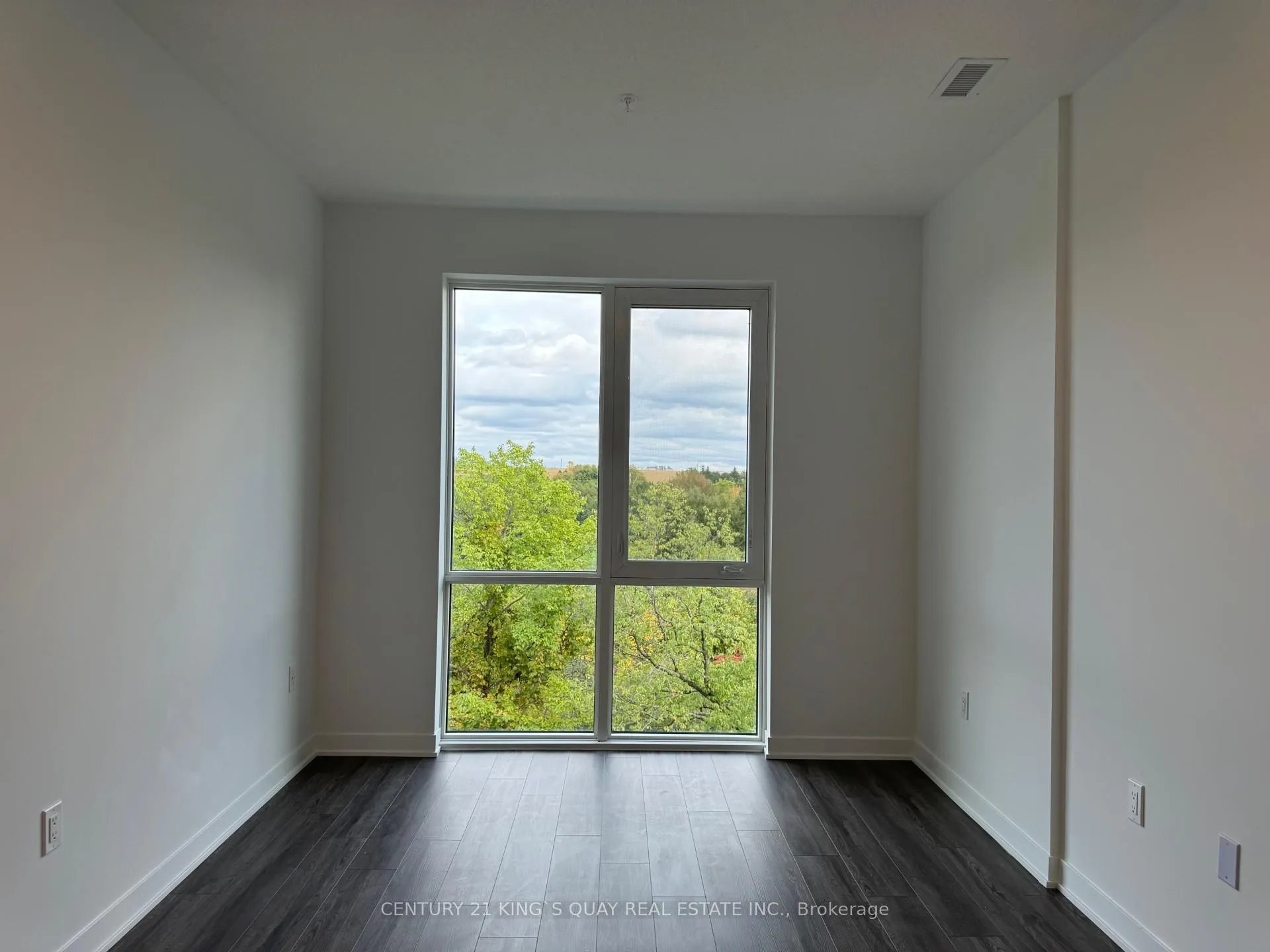 Photo 11 of Unit 405, 385 Arctic Red Drive, Oshawa, Windfields — HOMEH