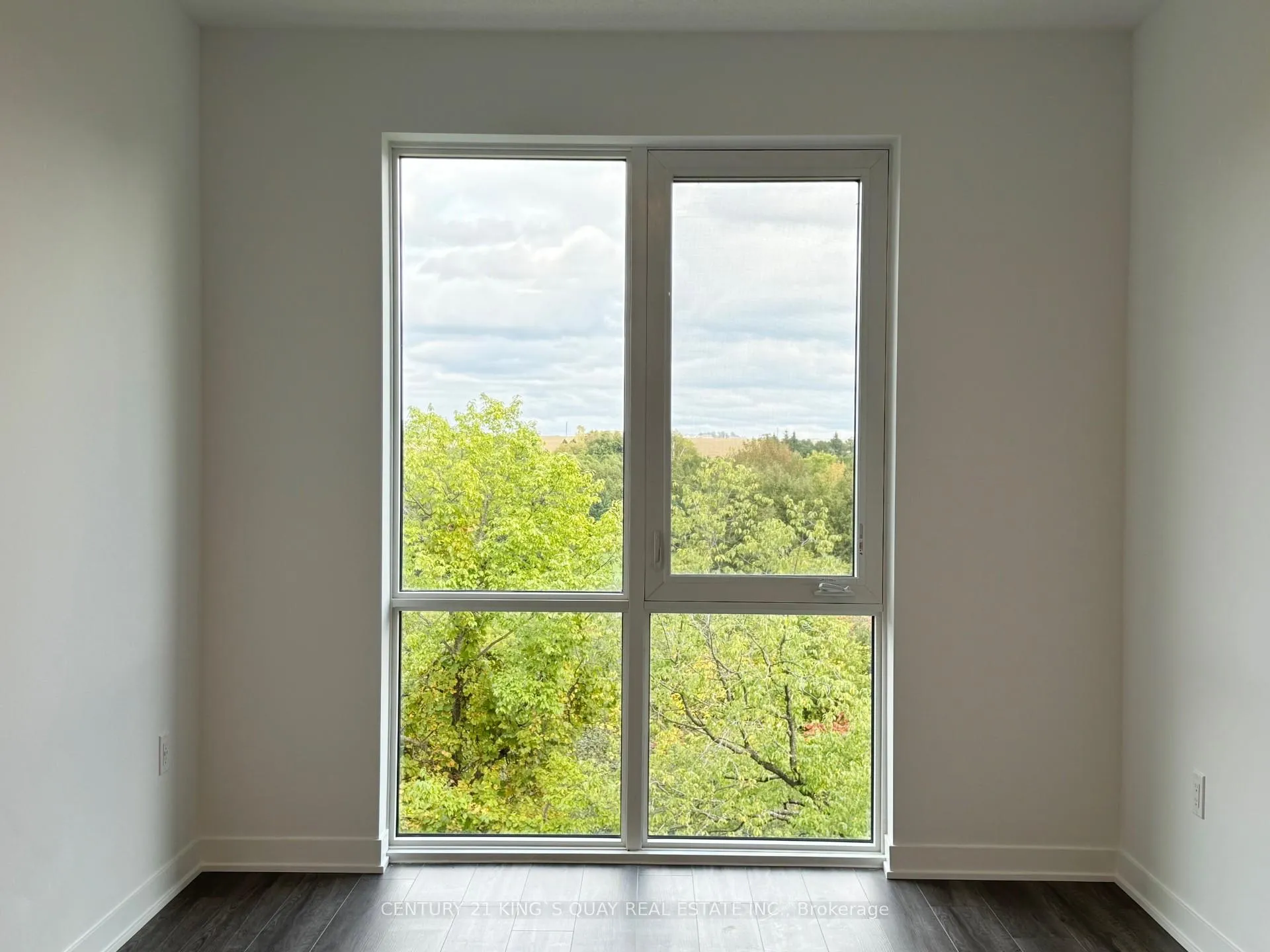 Photo 12 of Unit 405, 385 Arctic Red Drive, Oshawa, Windfields — HOMEH