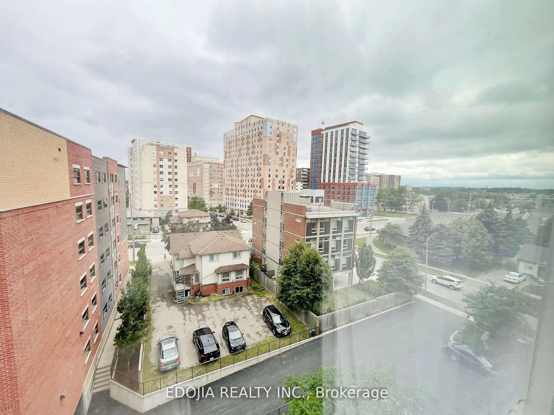 Photo 10 of Unit 608, 246 Lester Street, Waterloo, Beechwood/University — HOMEH