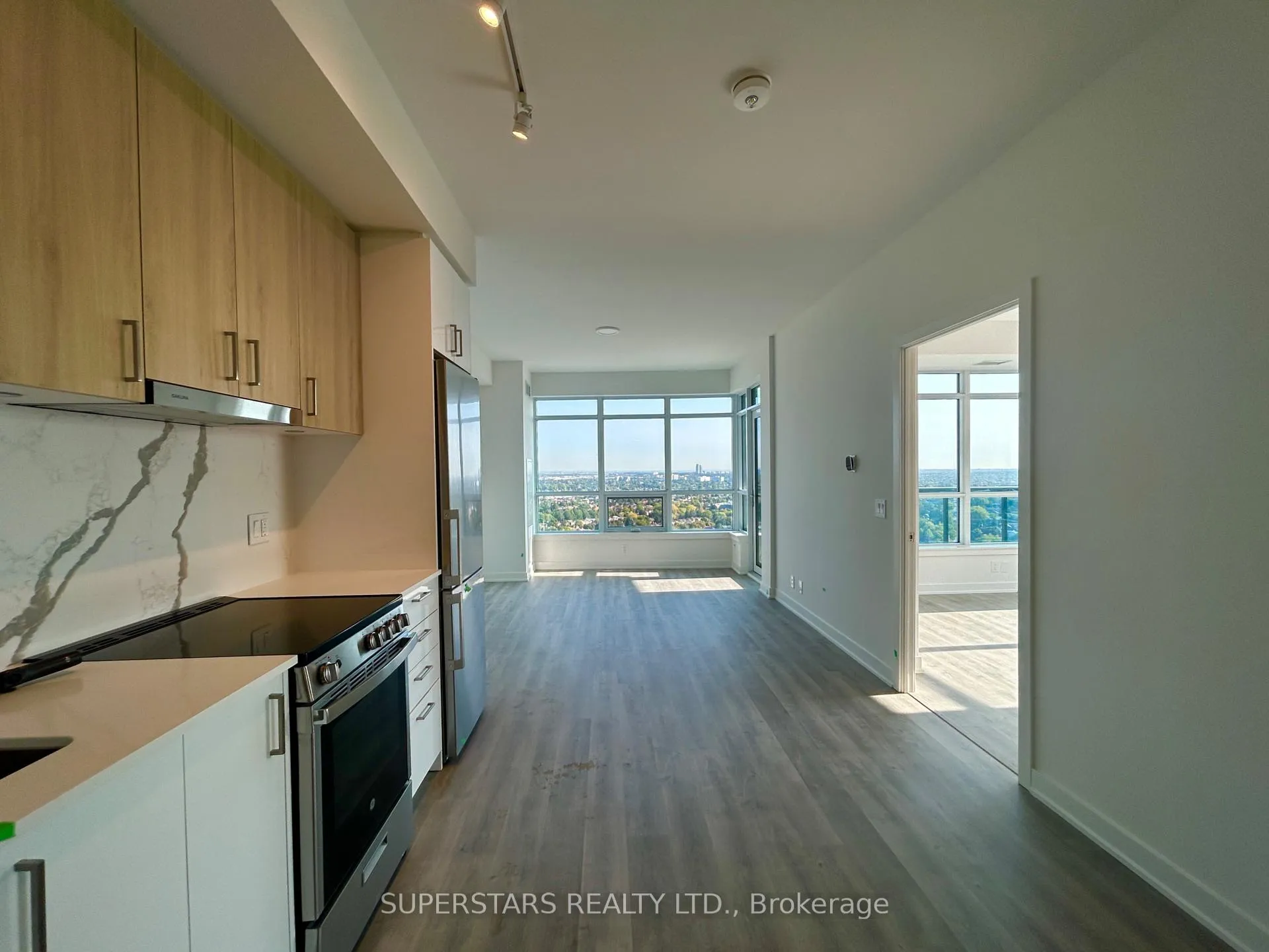 Photo 1 of Unit 1911, 50 Upper mall Way, Vaughan, Brownridge — HOMEH