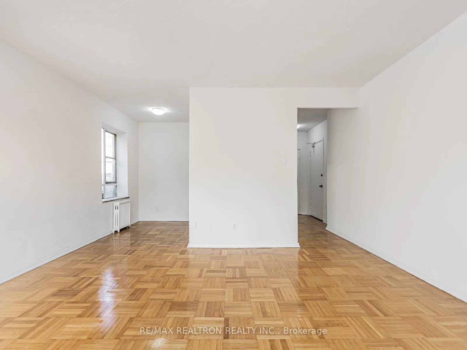 Photo 10 of Unit 103, 156 Kingston Road, Toronto, Woodbine Corridor — HOMEH