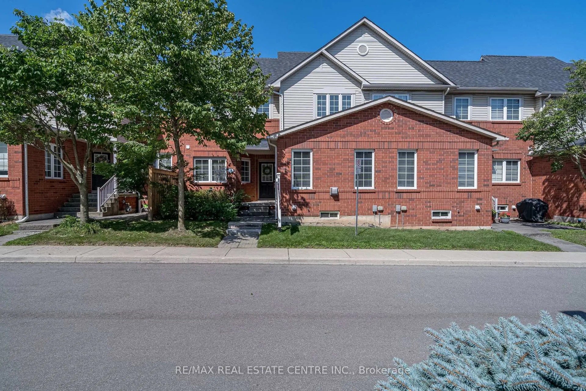 Photo 1 of Unit 7, 100 Beddoe Drive, Hamilton, Chedoke Park — HOMEH