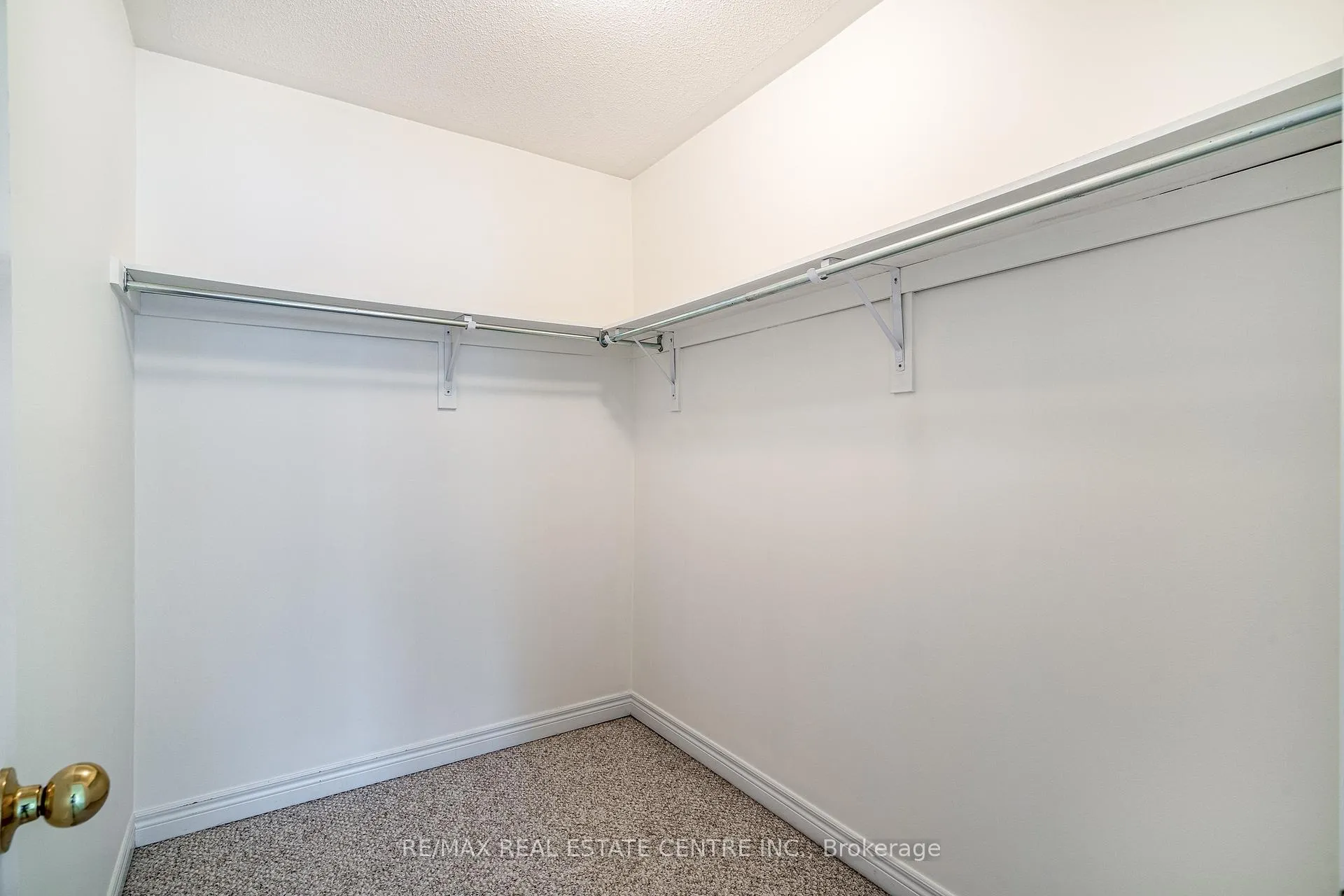 Photo 13 of Unit 7, 100 Beddoe Drive, Hamilton, Chedoke Park — HOMEH