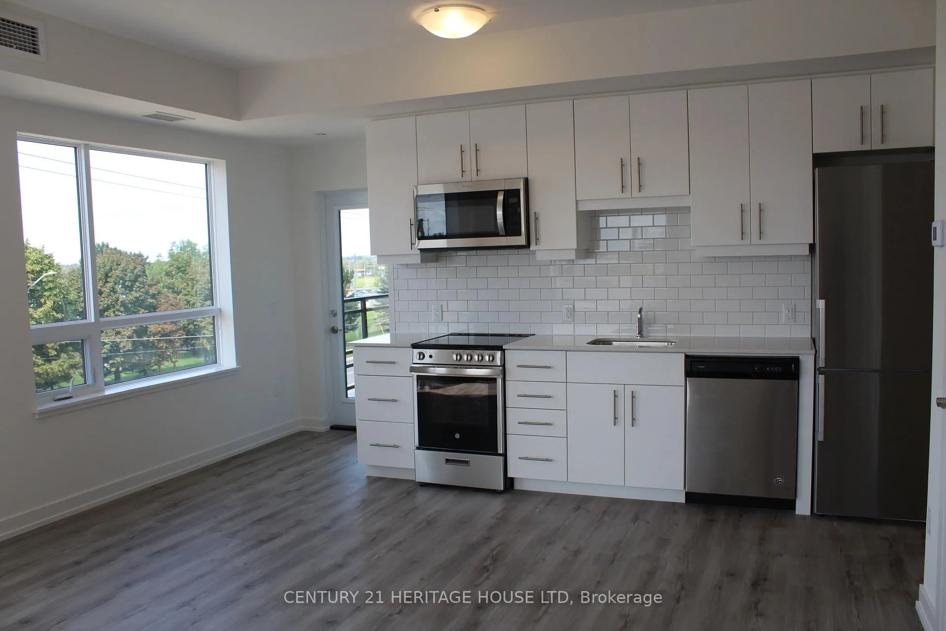 Photo 3 of Unit 315, 247 Northfield Drive E, Waterloo — HOMEH