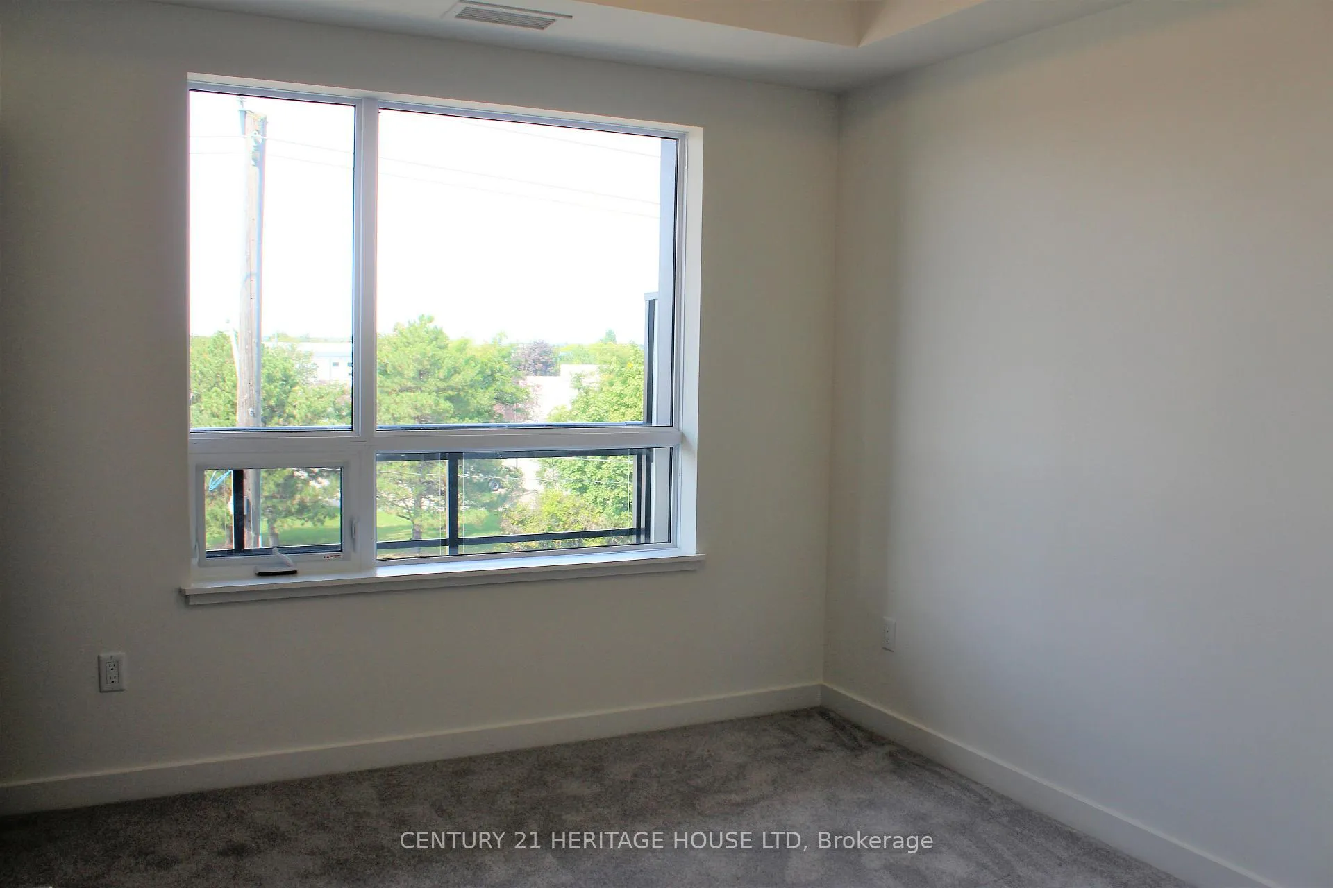 Photo 6 of Unit 315, 247 Northfield Drive E, Waterloo — HOMEH