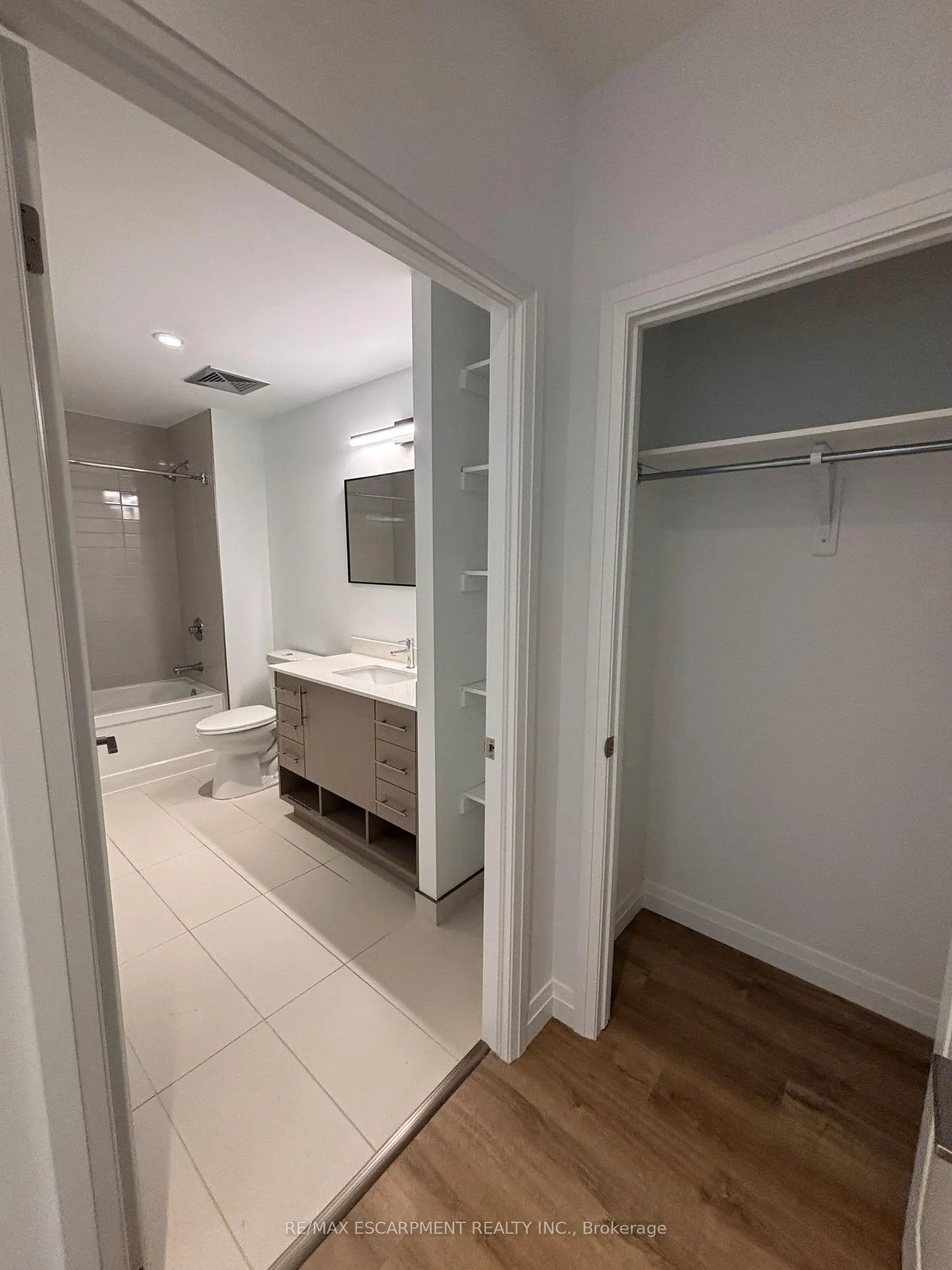 Photo 21 of Unit 625, 525 New Dundee Road, Kitchener, Doon South — HOMEH