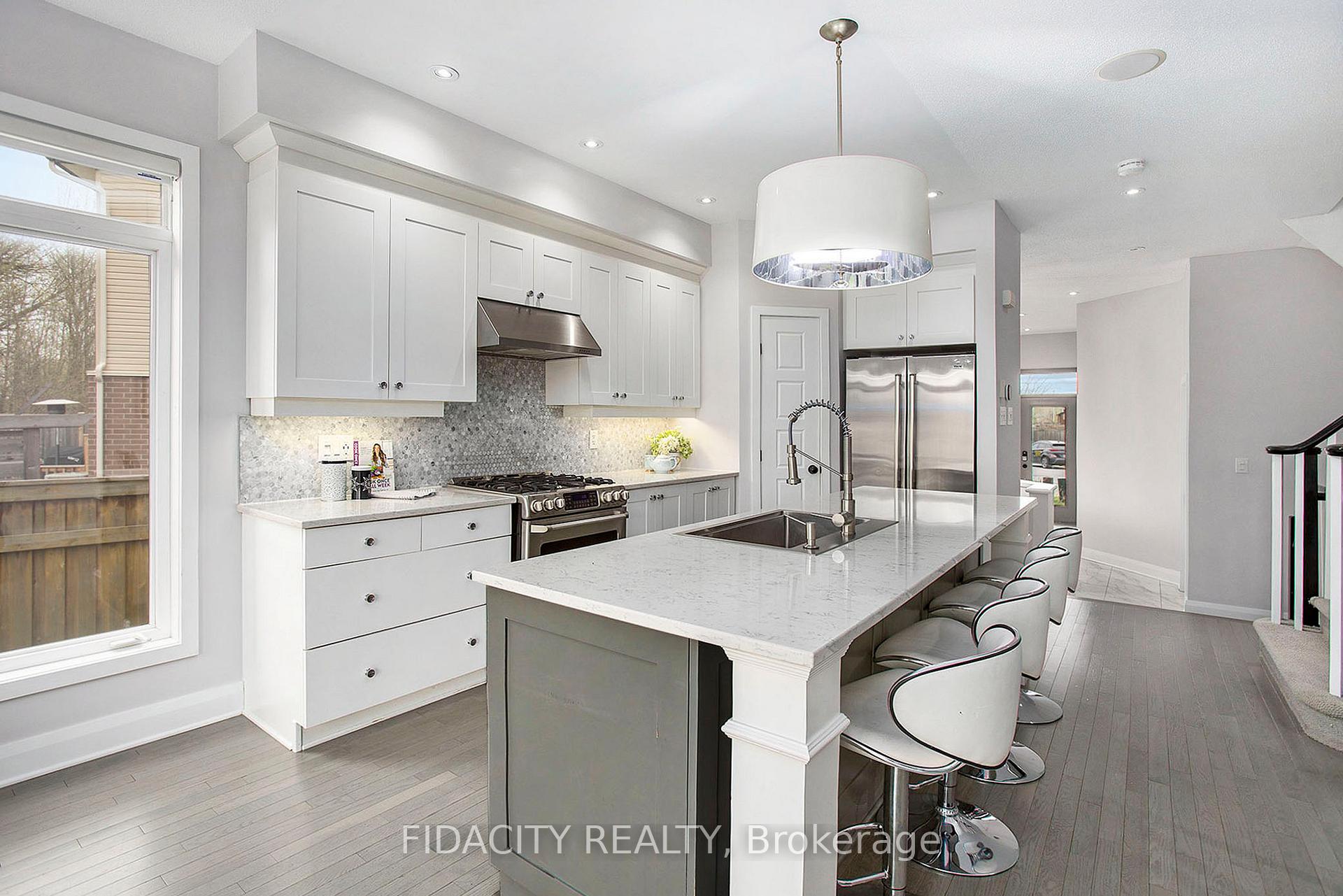 Photo 8 of 670 Whitecliffs Avenue, Ottawa, Riverside South — HOMEH