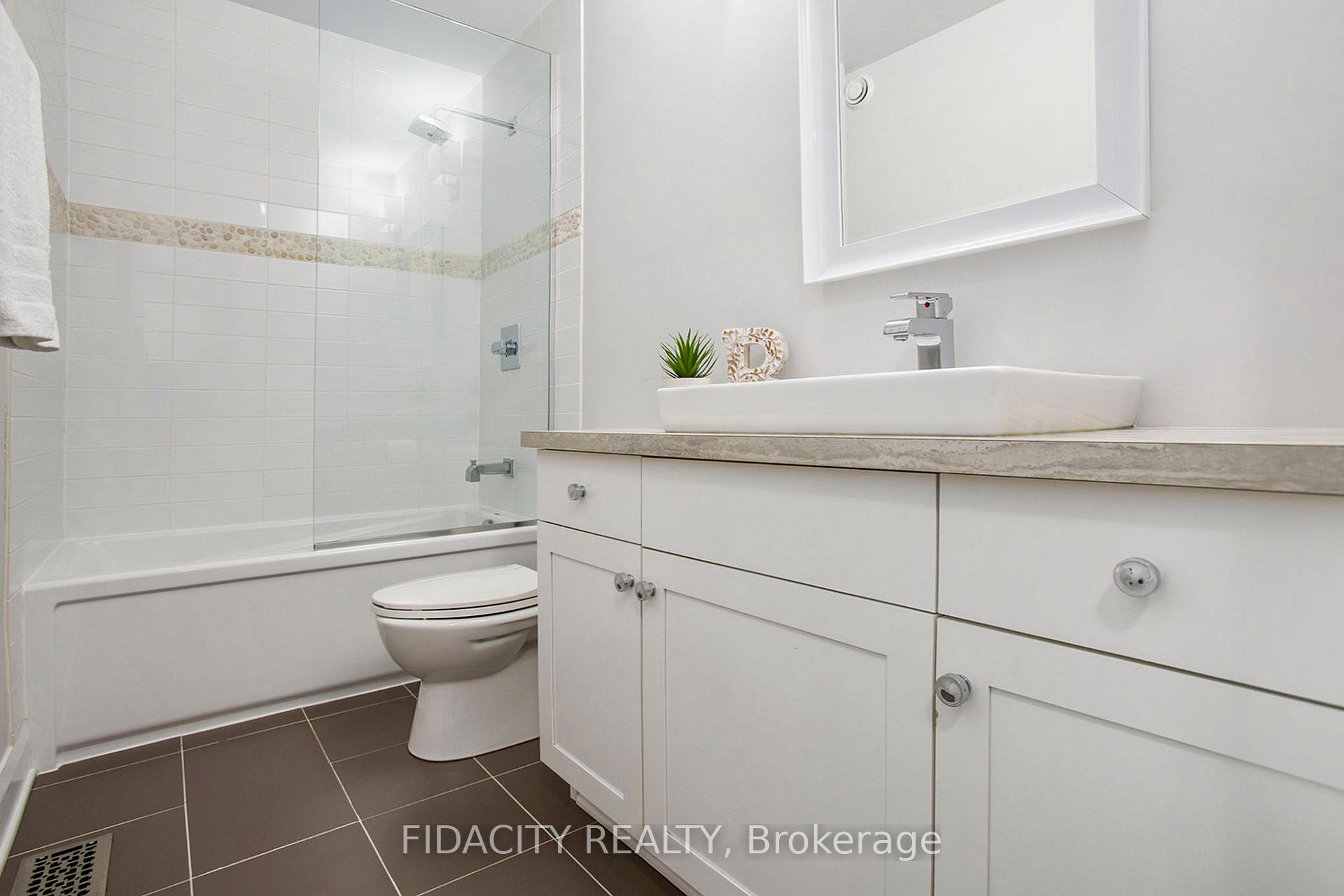 Photo 25 of 670 Whitecliffs Avenue, Ottawa, Riverside South — HOMEH