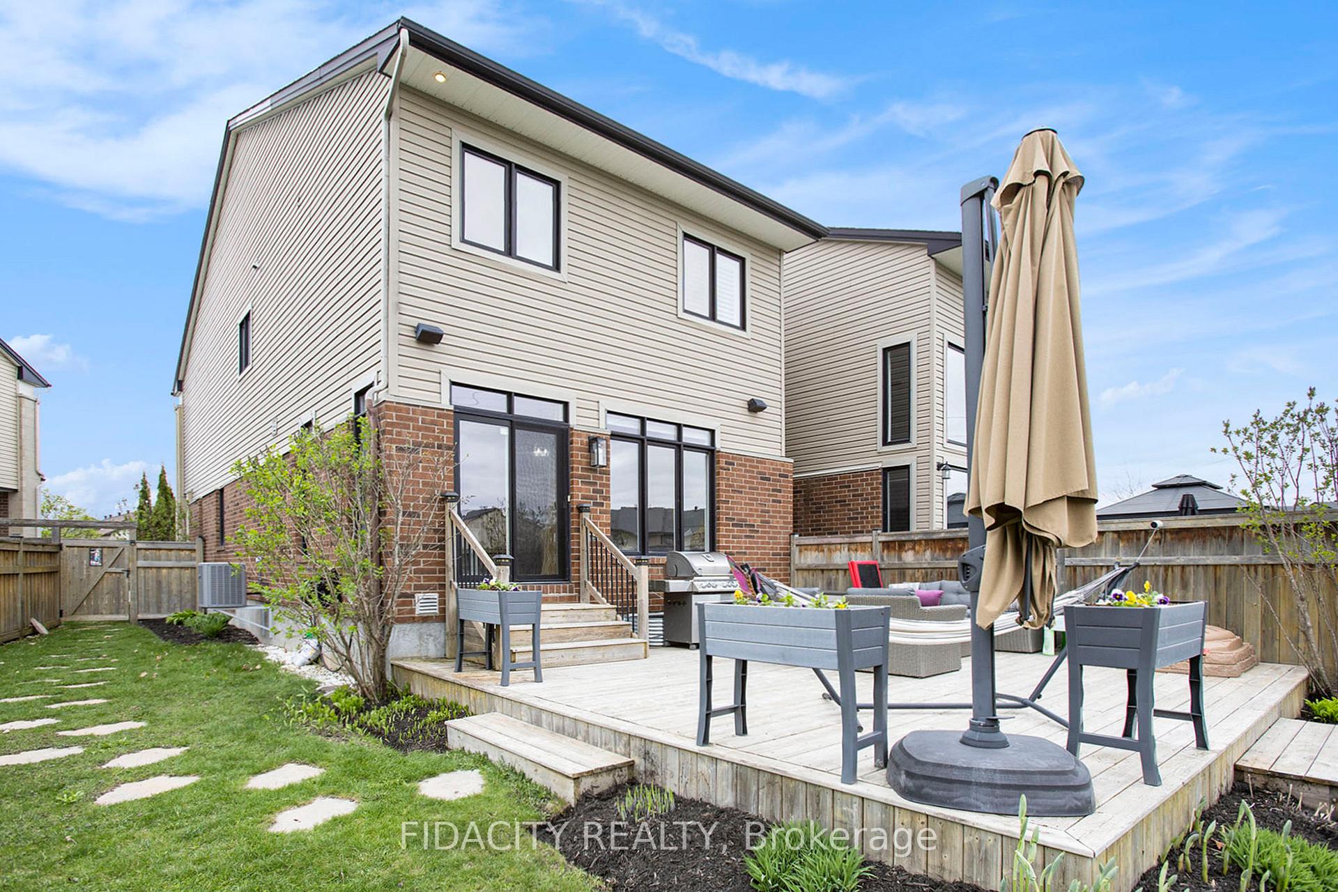 Photo 31 of 670 Whitecliffs Avenue, Ottawa, Riverside South — HOMEH