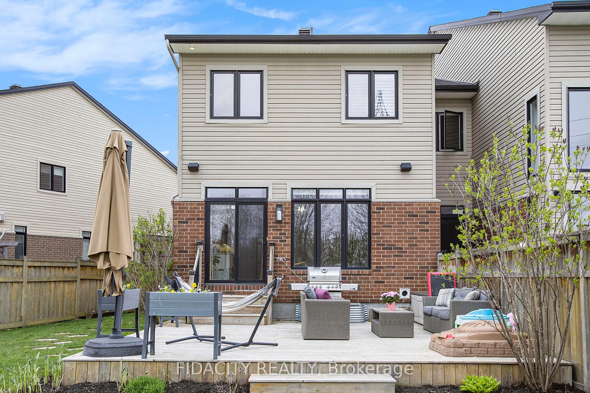 Photo 32 of 670 Whitecliffs Avenue, Ottawa, Riverside South — HOMEH