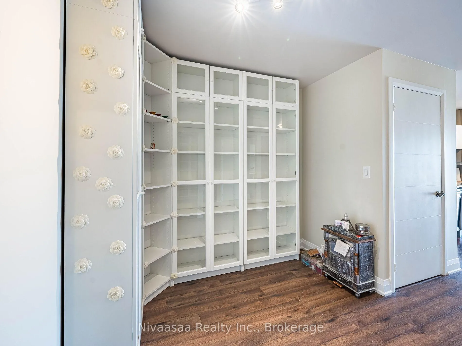 Photo 17 of Unit 820, 18 Uptown Drive, Markham, Unionville — HOMEH