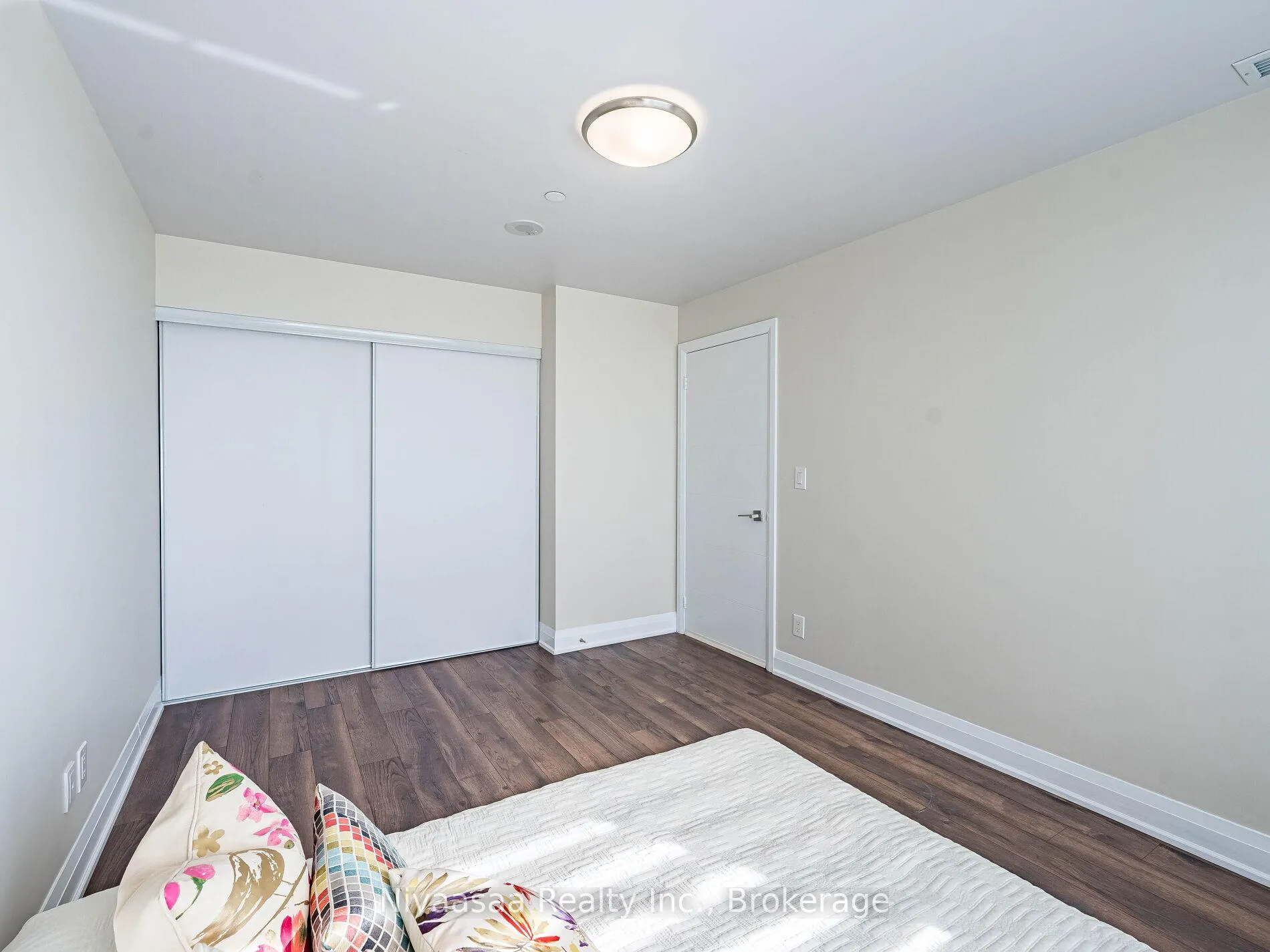 Photo 23 of Unit 820, 18 Uptown Drive, Markham, Unionville — HOMEH