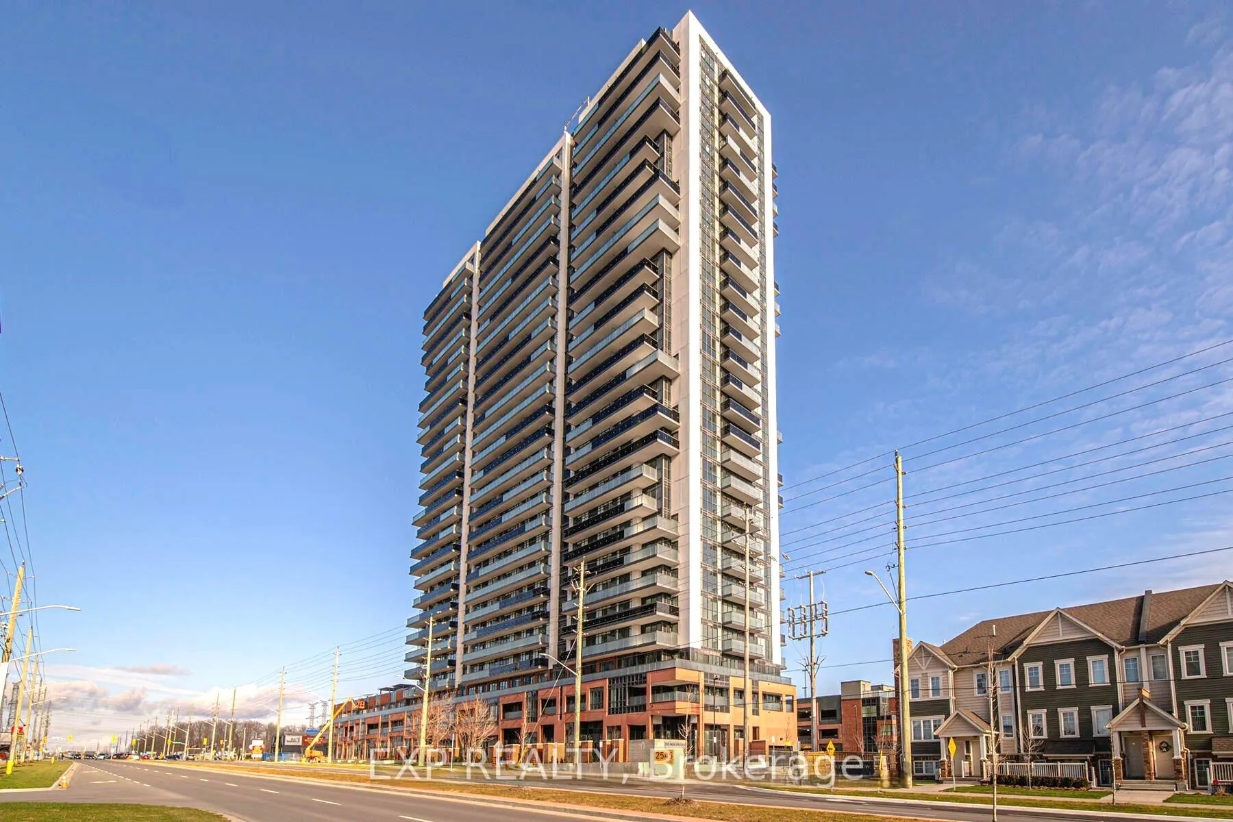 Photo 2 of Unit 1102, 2545 Simcoe Street N, Oshawa, Windfields — HOMEH