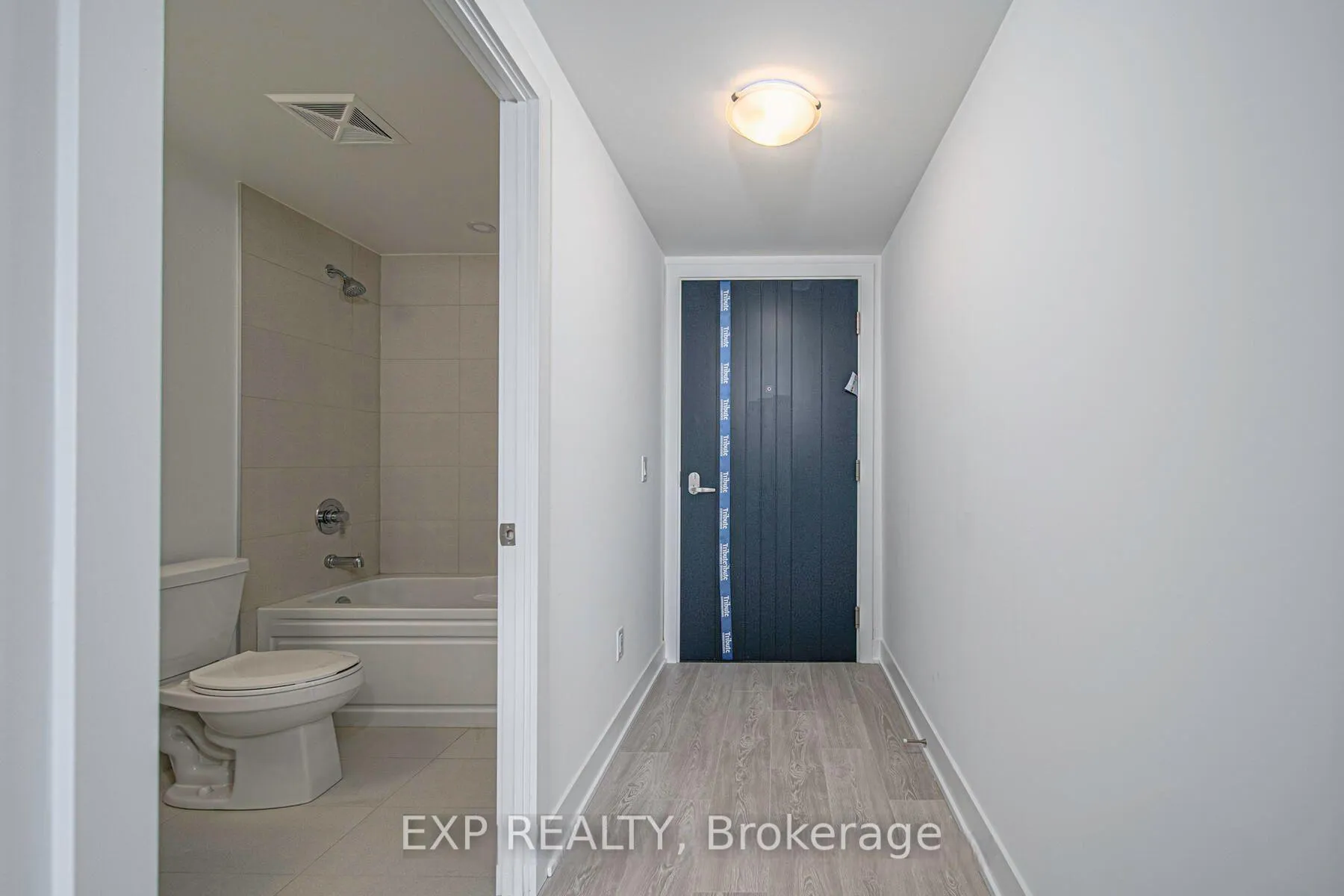 Photo 6 of Unit 1102, 2545 Simcoe Street N, Oshawa, Windfields — HOMEH