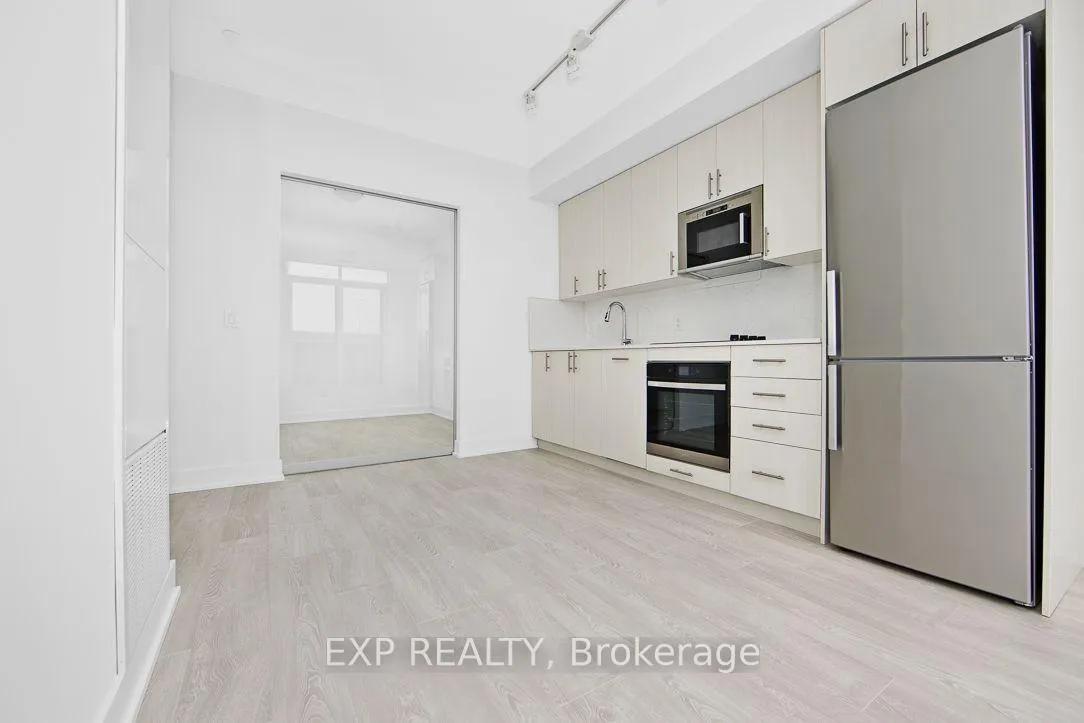 Photo 10 of Unit 1102, 2545 Simcoe Street N, Oshawa, Windfields — HOMEH