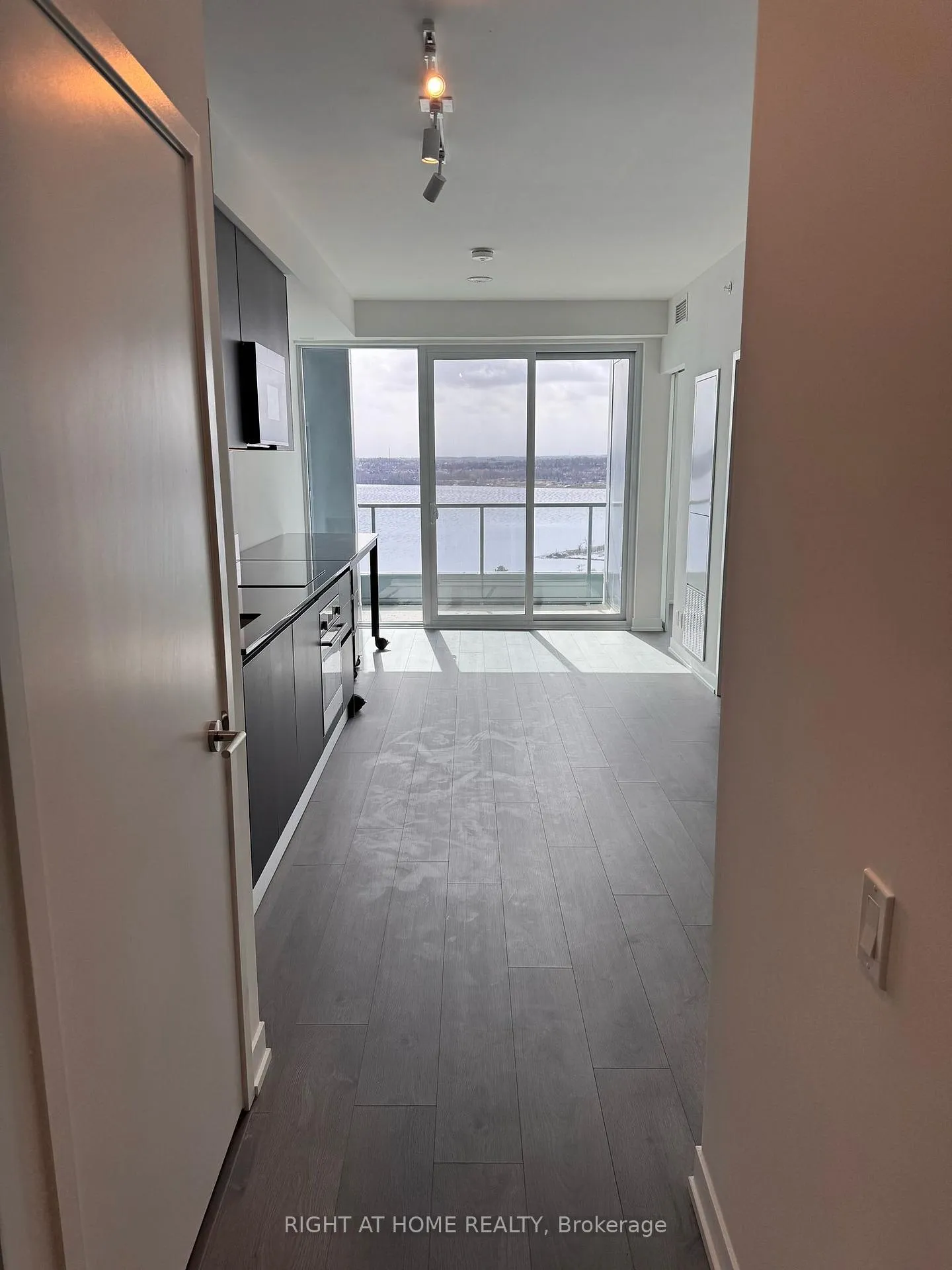 Front of Unit 1510, 39 Mary Street
