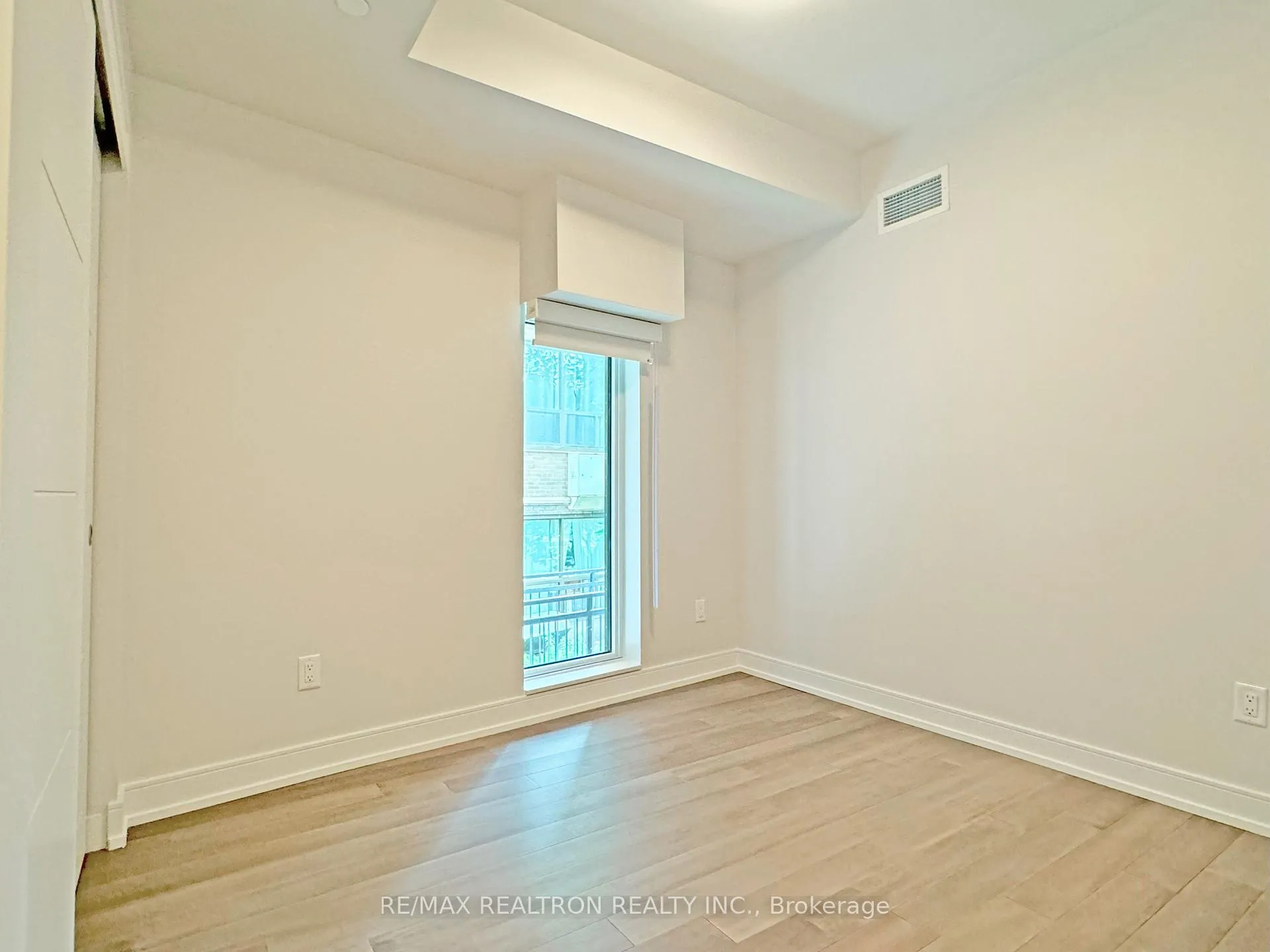 Photo 11 of Unit 101, 2525 Bathurst Street, Toronto, Forest Hill North — HOMEH