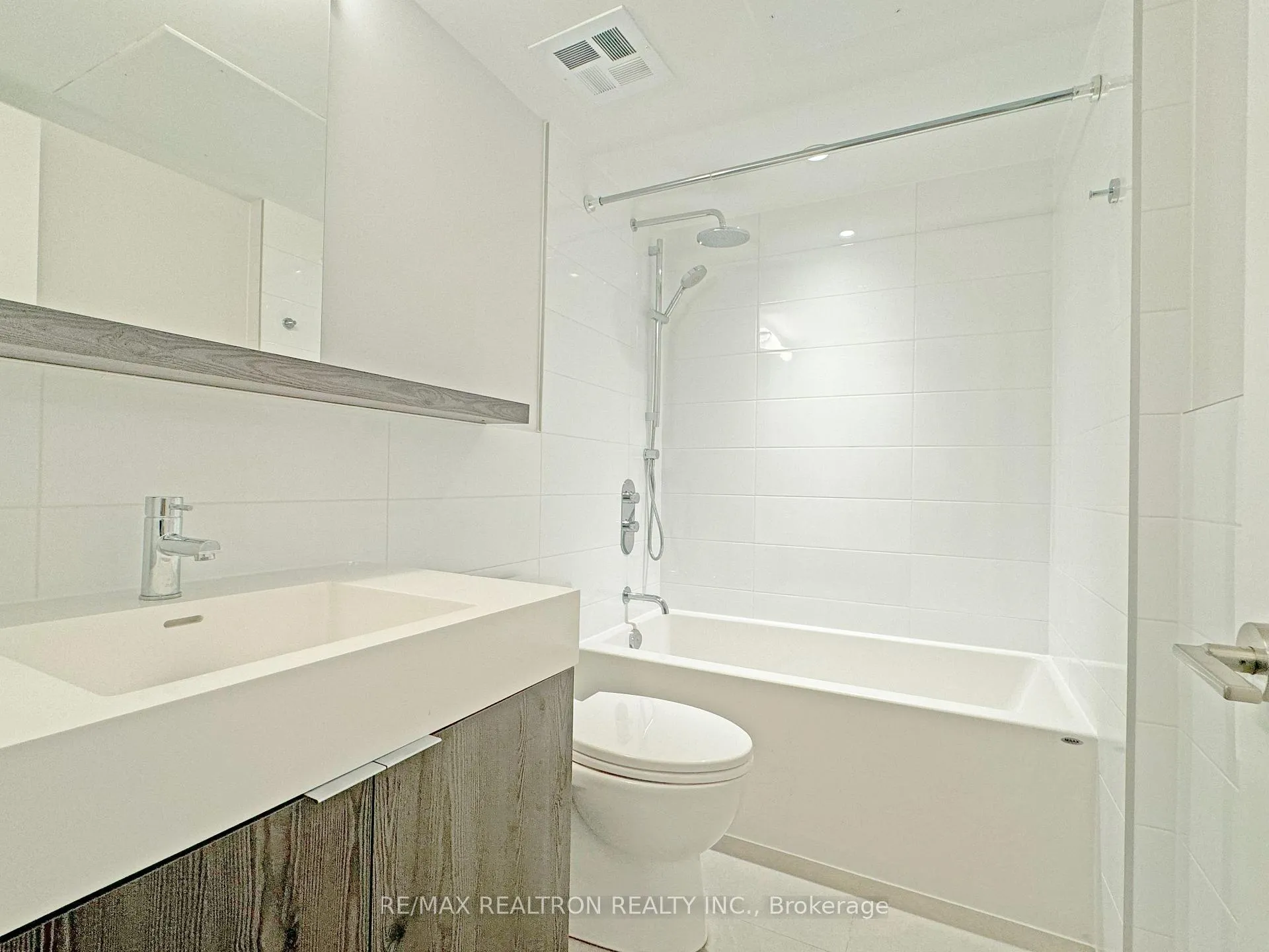 Photo 12 of Unit 101, 2525 Bathurst Street, Toronto, Forest Hill North — HOMEH