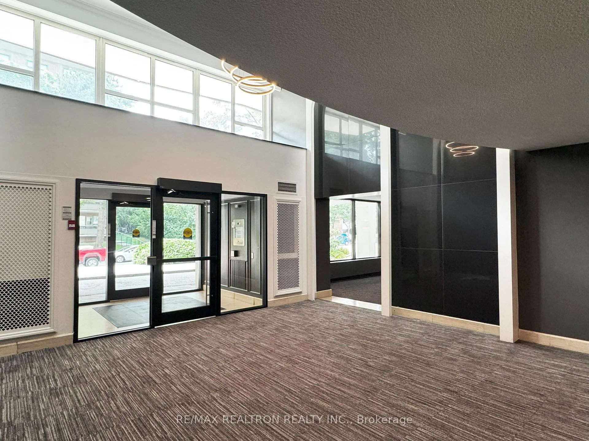 Photo 11 of Unit 308, 10 Shallmar Boulevard, Toronto, Forest Hill North — HOMEH