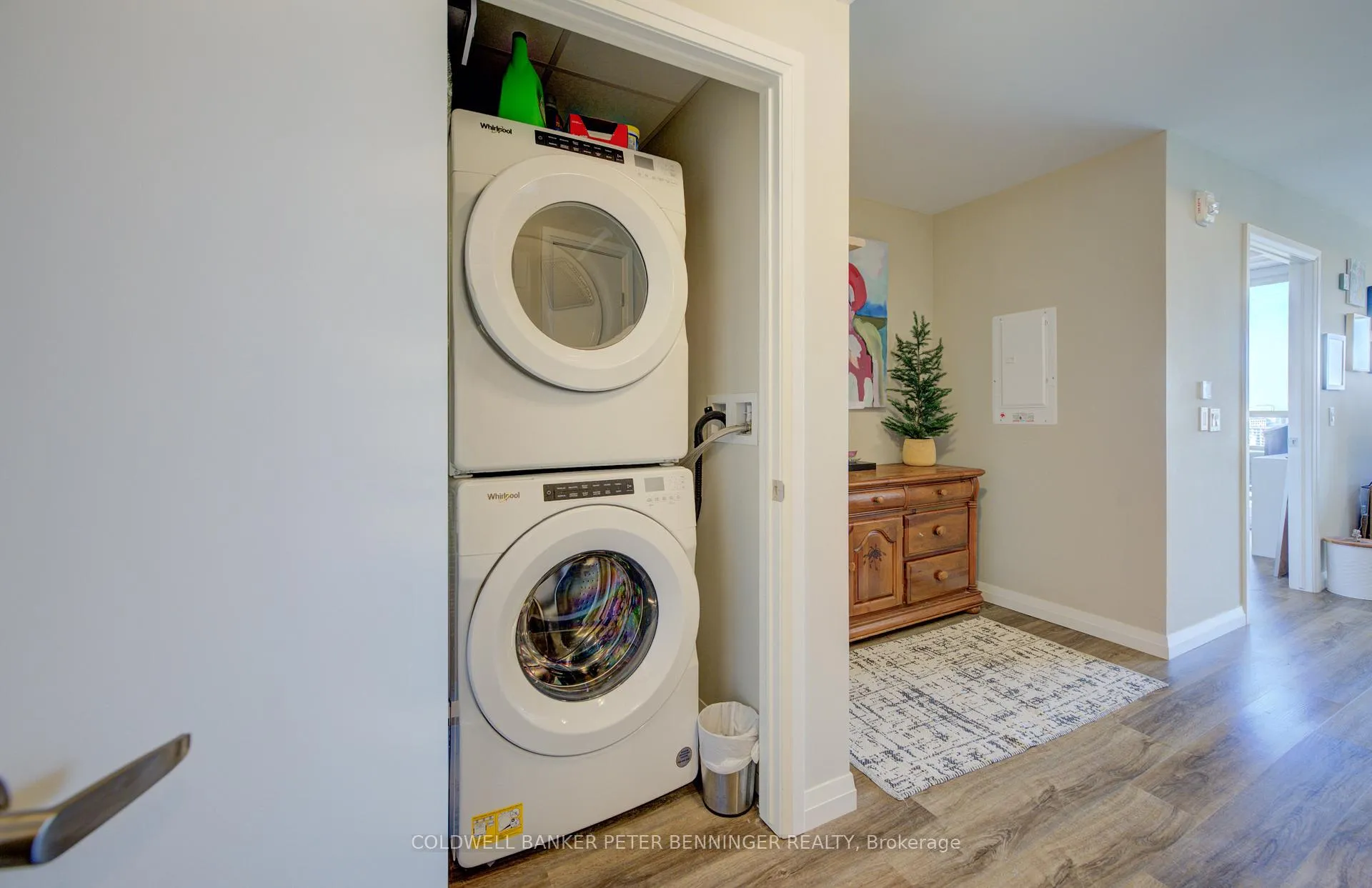 Photo 11 of Unit 1903, 108 Garment Street, Kitchener — HOMEH