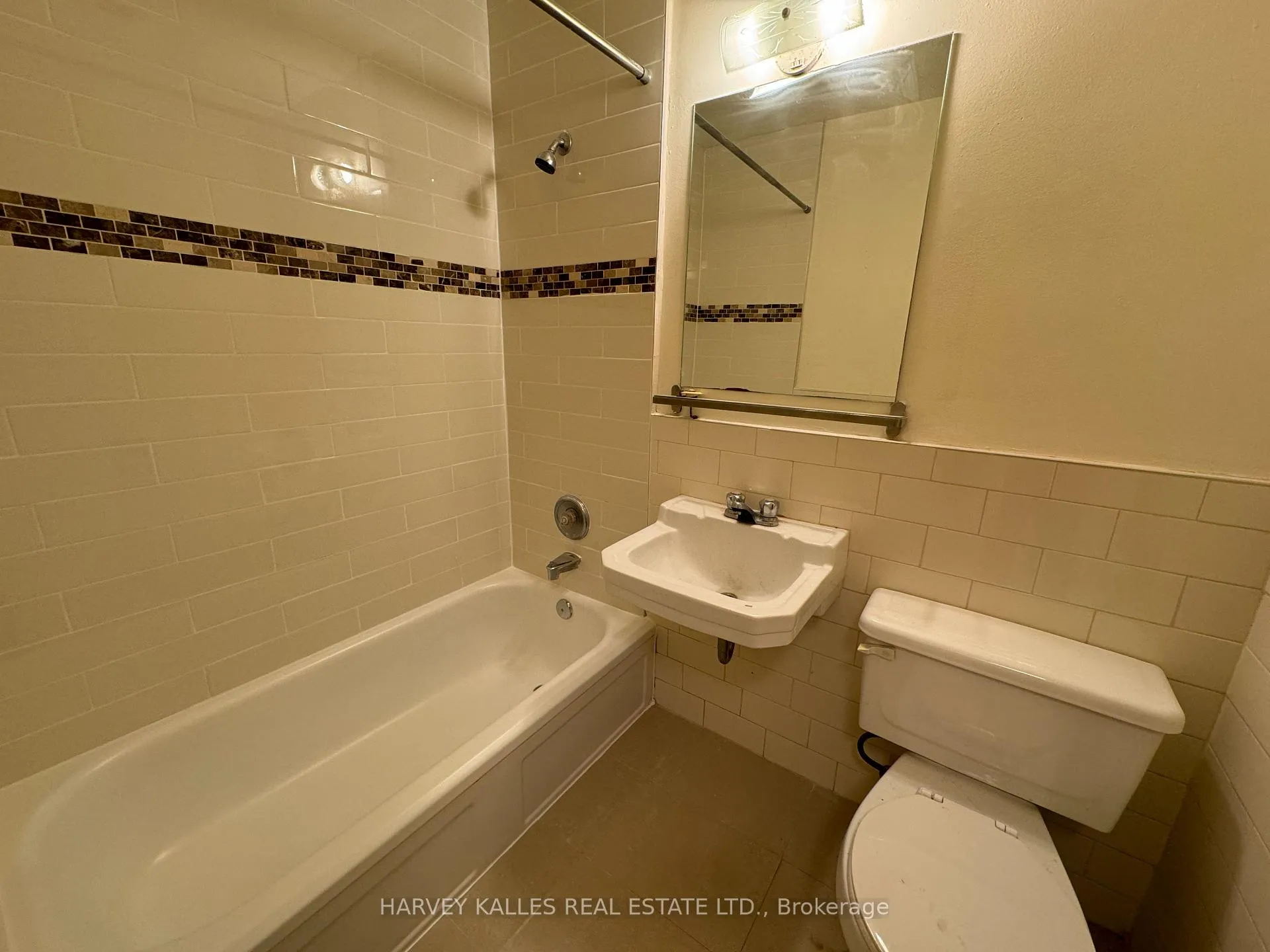 Photo 6 of Unit 501, 51 Gamble Avenue, Toronto, East York — HOMEH