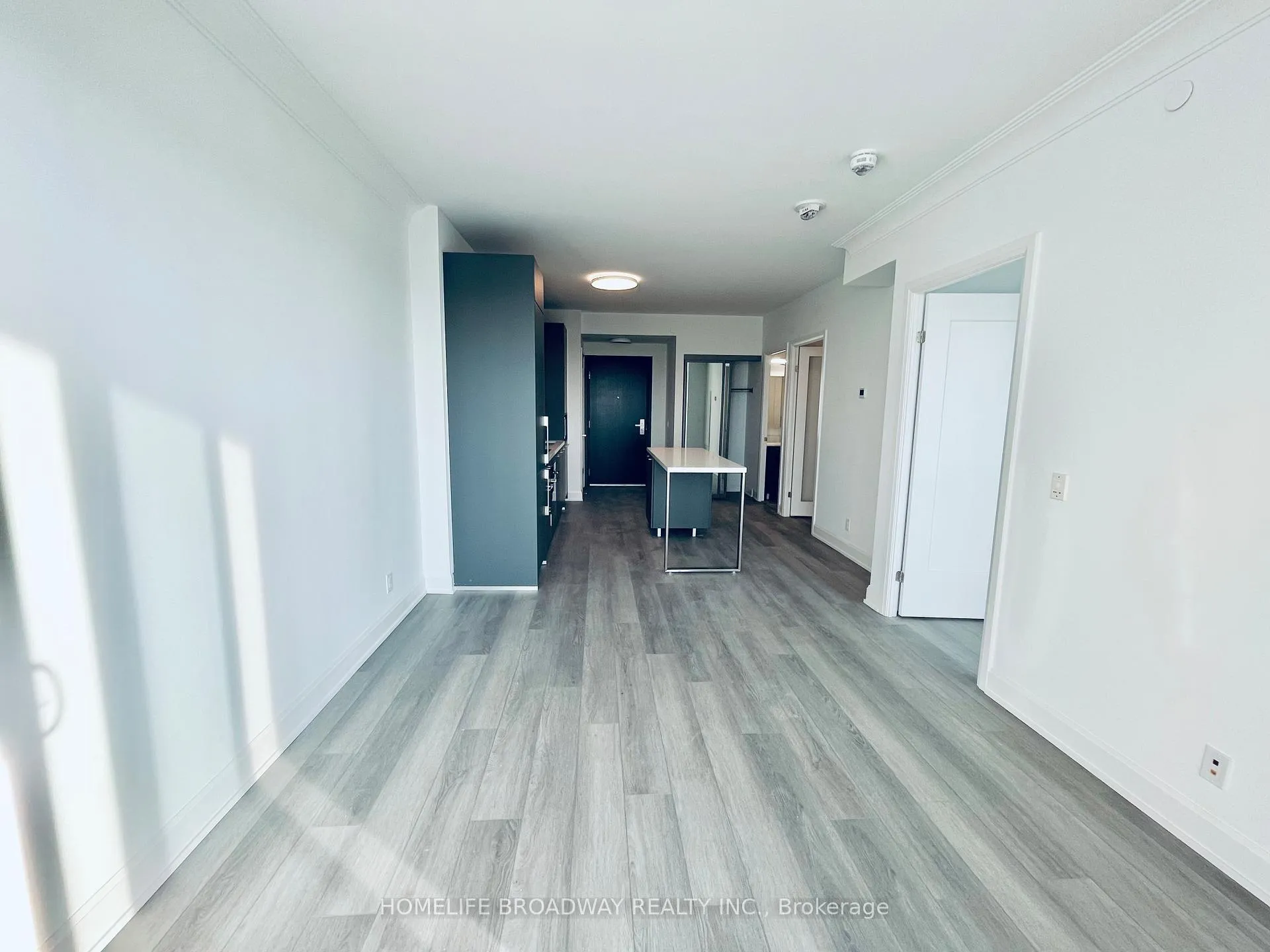Photo 2 of Unit 2609, 8 Water Walk Drive, Markham, Unionville — HOMEH