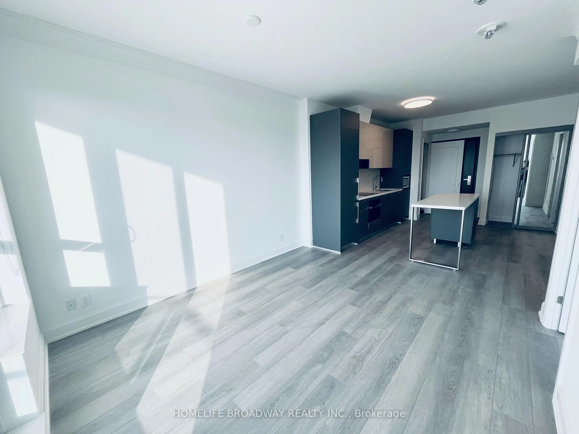 Photo 5 of Unit 2609, 8 Water Walk Drive, Markham, Unionville — HOMEH