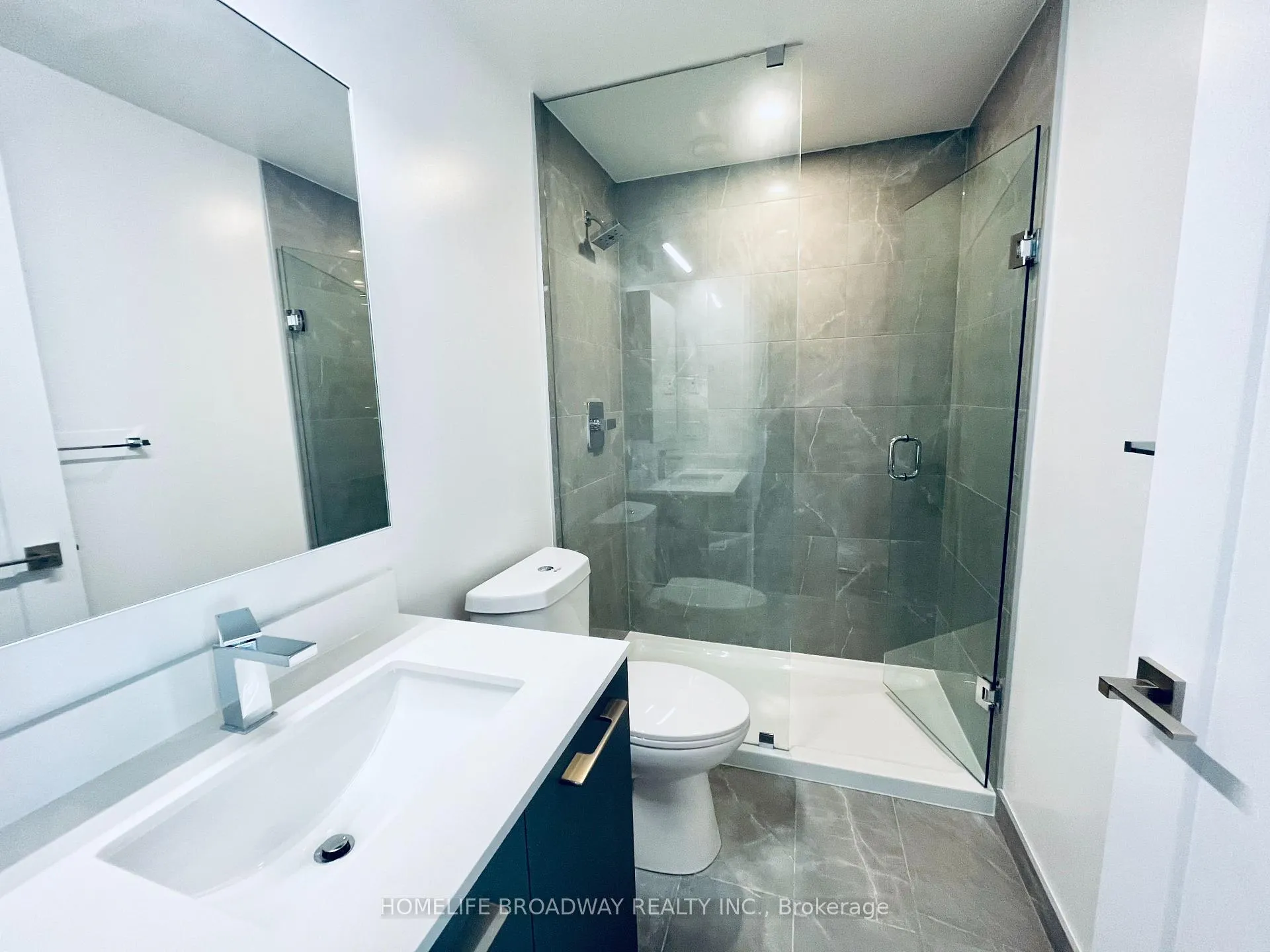 Photo 10 of Unit 2609, 8 Water Walk Drive, Markham, Unionville — HOMEH