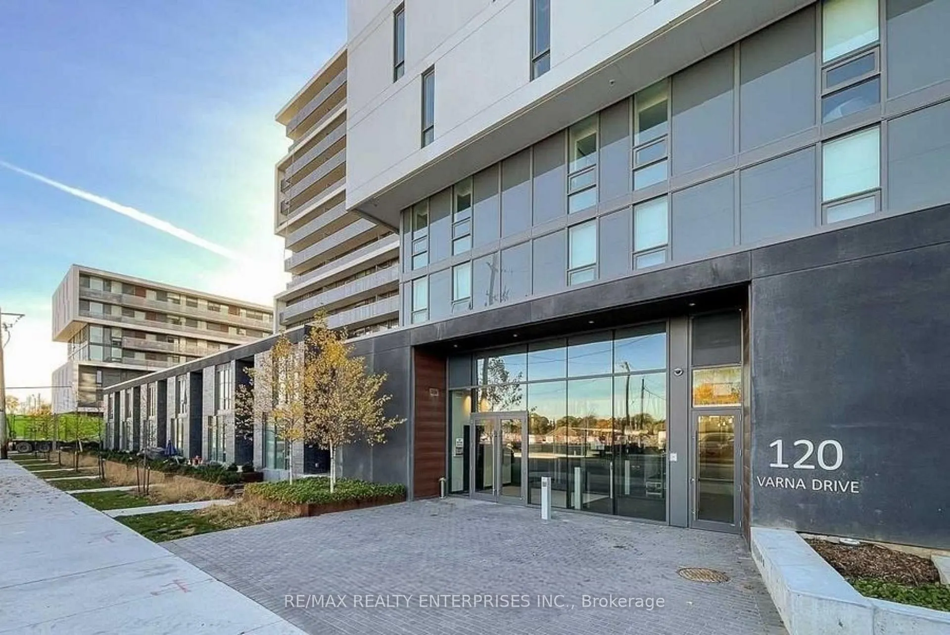 Photo 1 of Unit 503, 120 Varna Drive, Toronto, Englemount-Lawrence — HOMEH