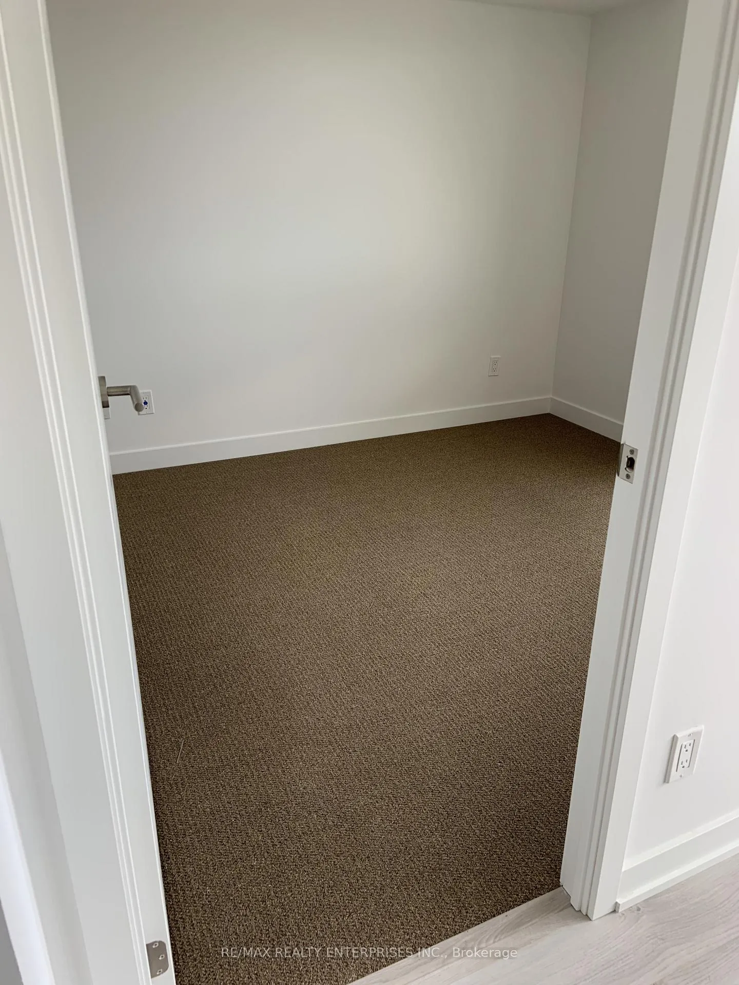 Photo 8 of Unit 503, 120 Varna Drive, Toronto, Englemount-Lawrence — HOMEH