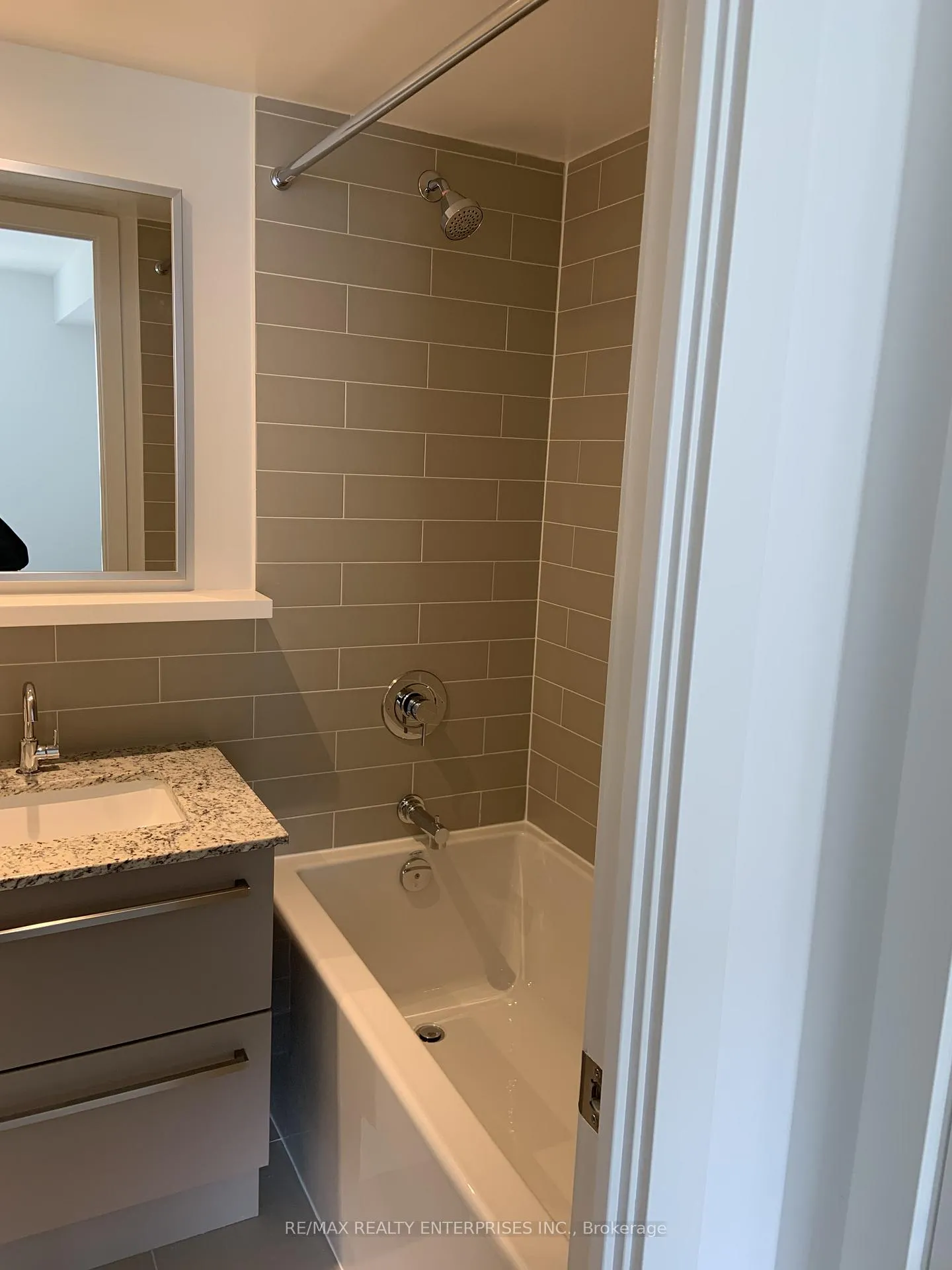 Photo 10 of Unit 503, 120 Varna Drive, Toronto, Englemount-Lawrence — HOMEH