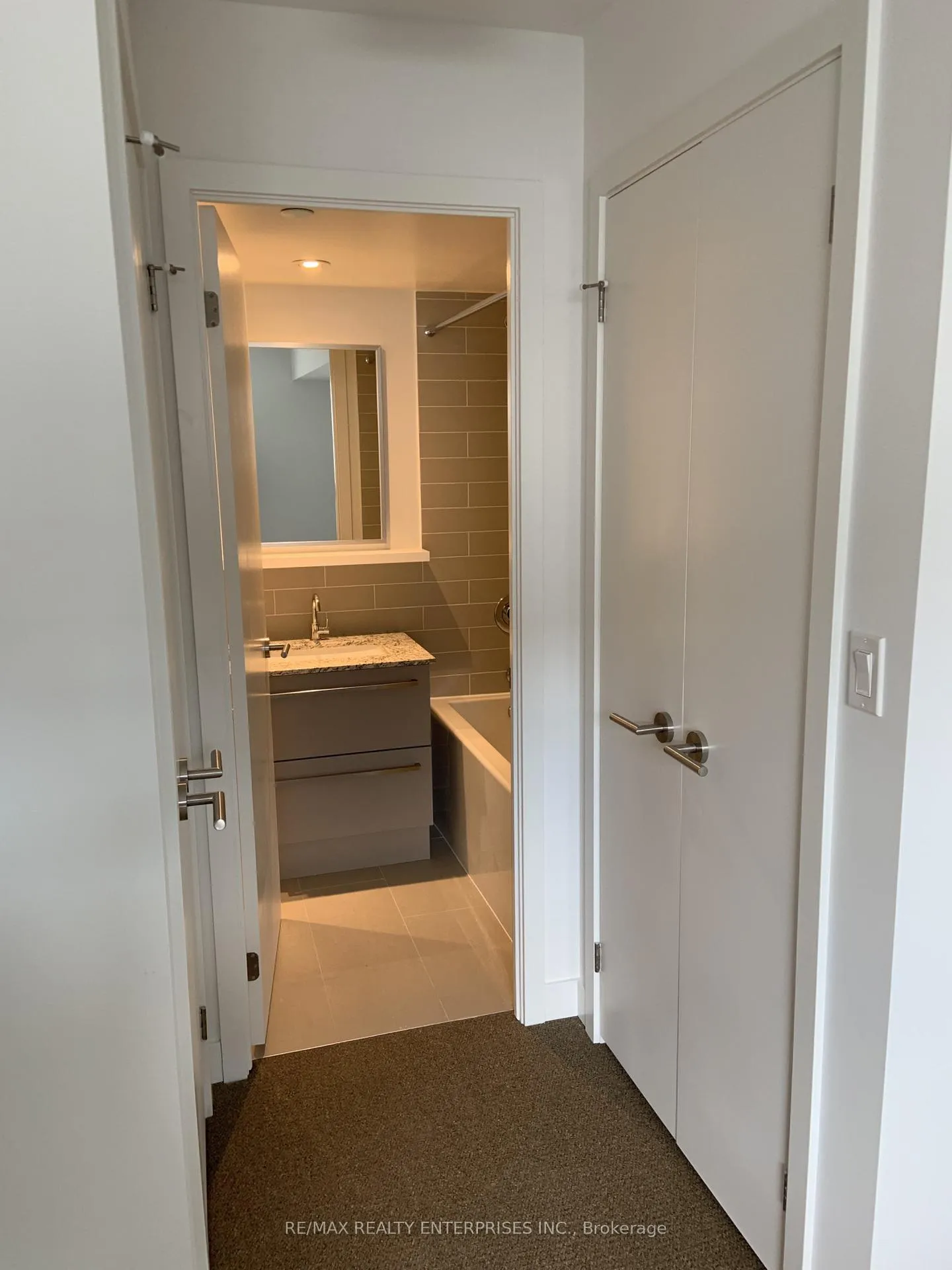 Photo 12 of Unit 503, 120 Varna Drive, Toronto, Englemount-Lawrence — HOMEH