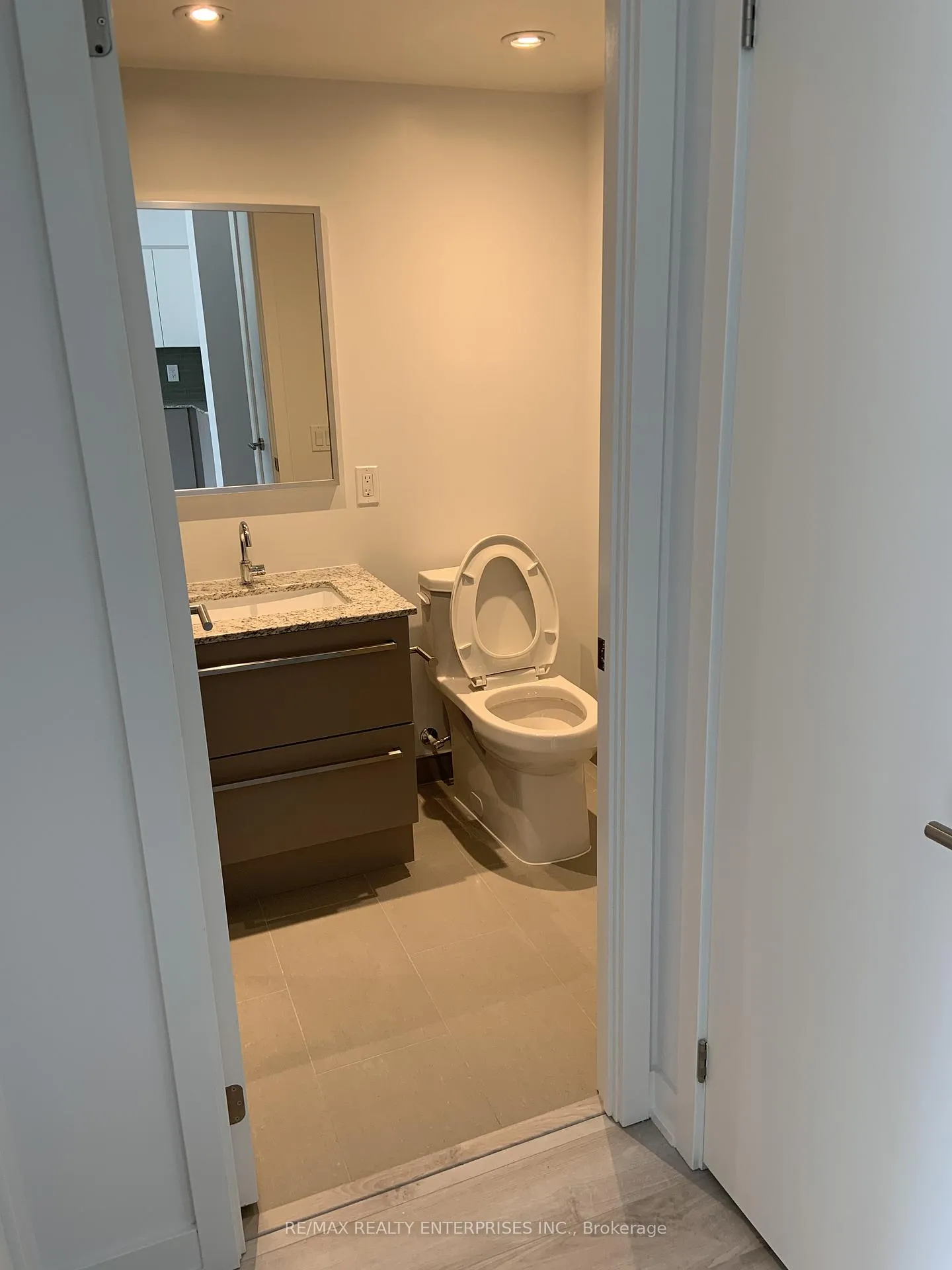 Photo 15 of Unit 503, 120 Varna Drive, Toronto, Englemount-Lawrence — HOMEH