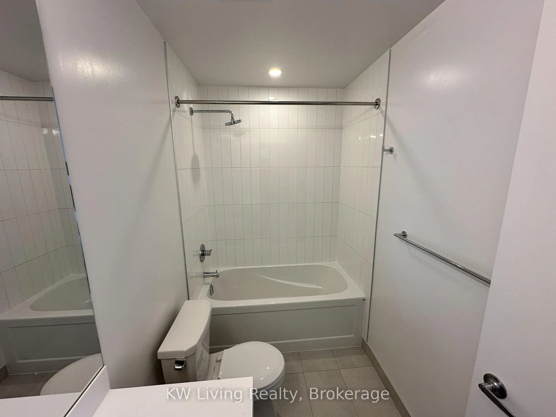 Photo 8 of Unit 516, 20 All Nations Drive, Brampton, Fletcher's Meadow — HOMEH