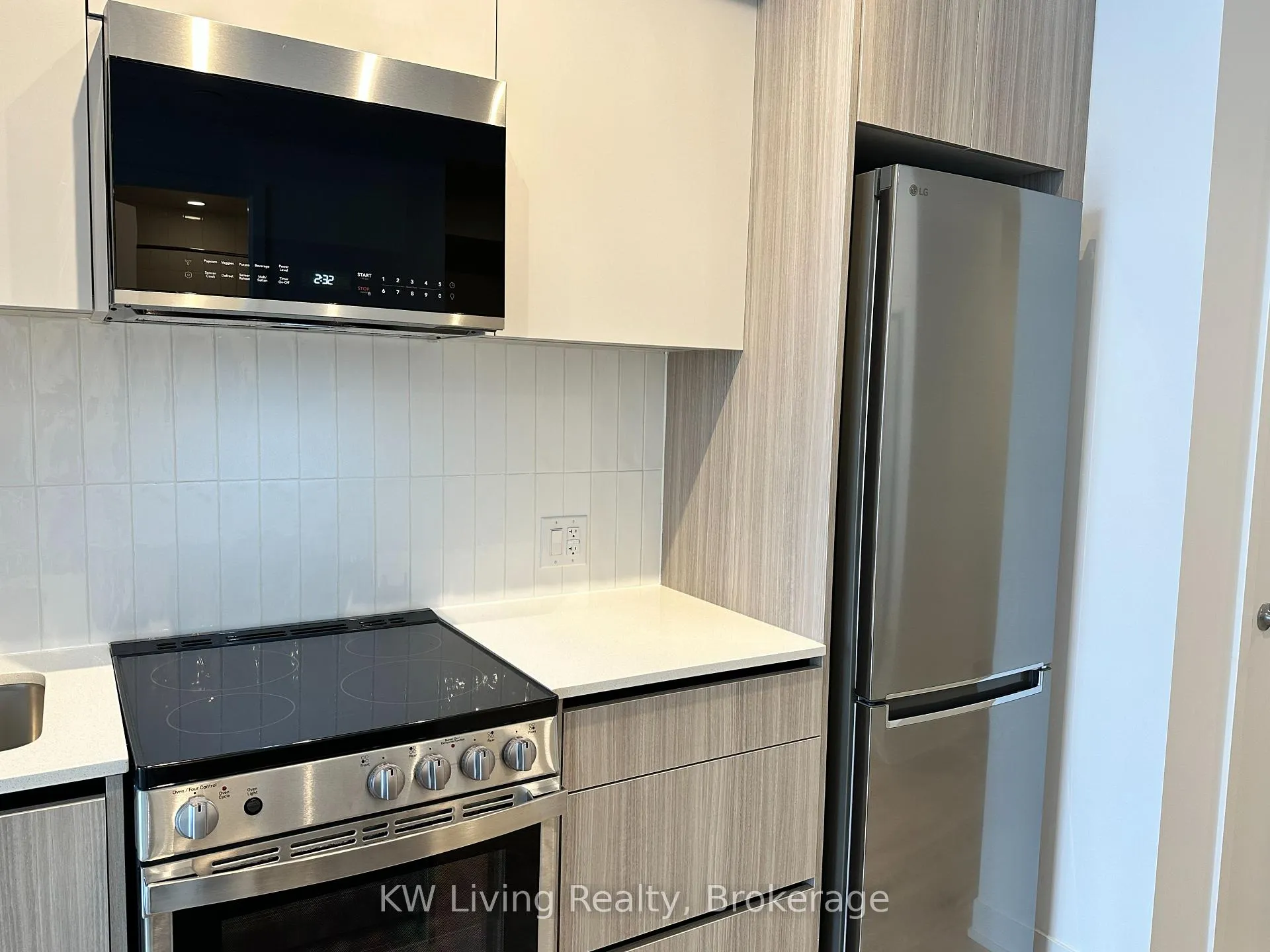 Photo 13 of Unit 516, 20 All Nations Drive, Brampton, Fletcher's Meadow — HOMEH