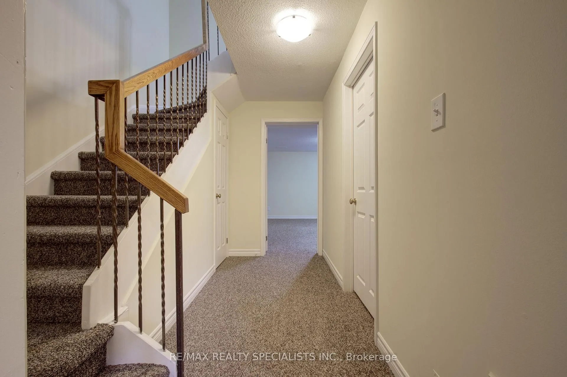 Photo 27 of 51 John Street, Brampton, Downtown Brampton — HOMEH