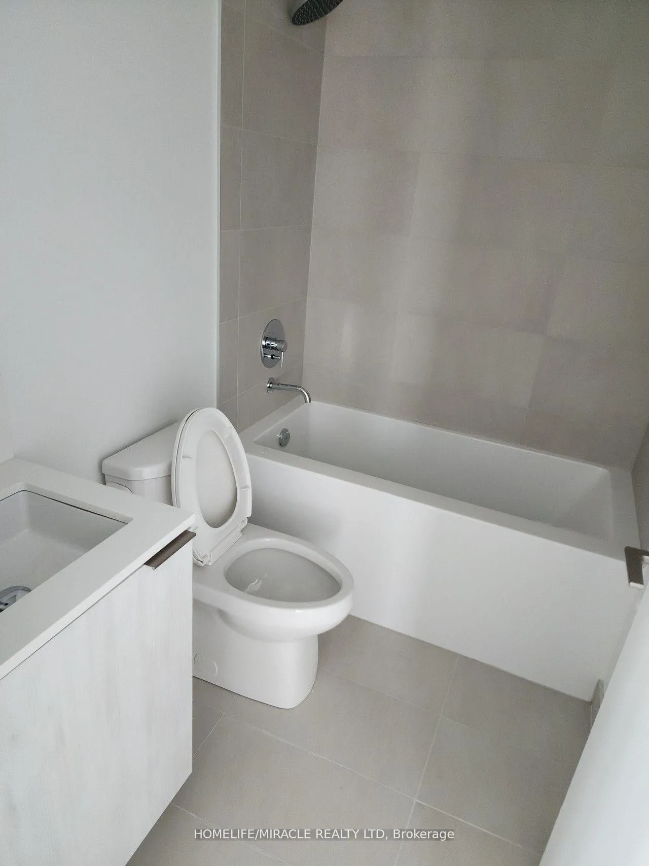 Photo 2 of Unit 3012, 7890 Jane Street, Vaughan, Vaughan Corporate Centre — HOMEH