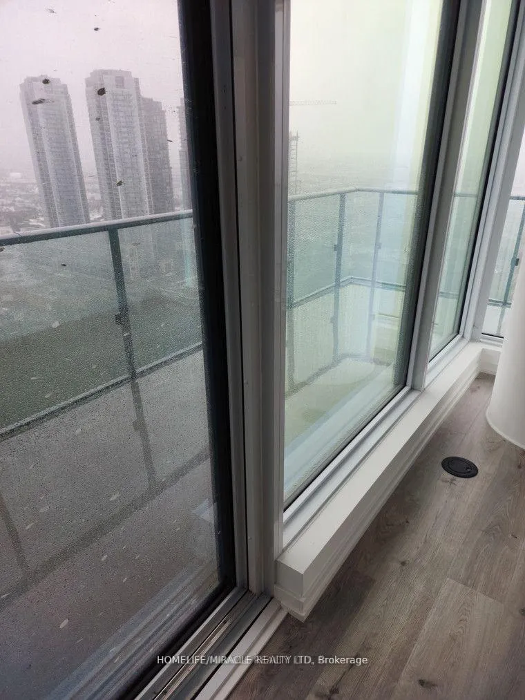 Photo 7 of Unit 3012, 7890 Jane Street, Vaughan, Vaughan Corporate Centre — HOMEH