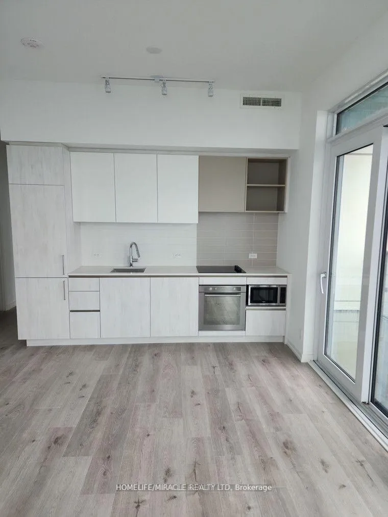 Photo 9 of Unit 3012, 7890 Jane Street, Vaughan, Vaughan Corporate Centre — HOMEH