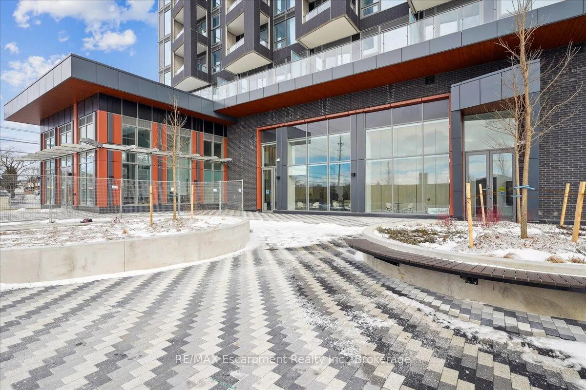 Photo 3 of Unit 621, 260 Malta Avenue E, Brampton, Fletcher's Creek South — HOMEH