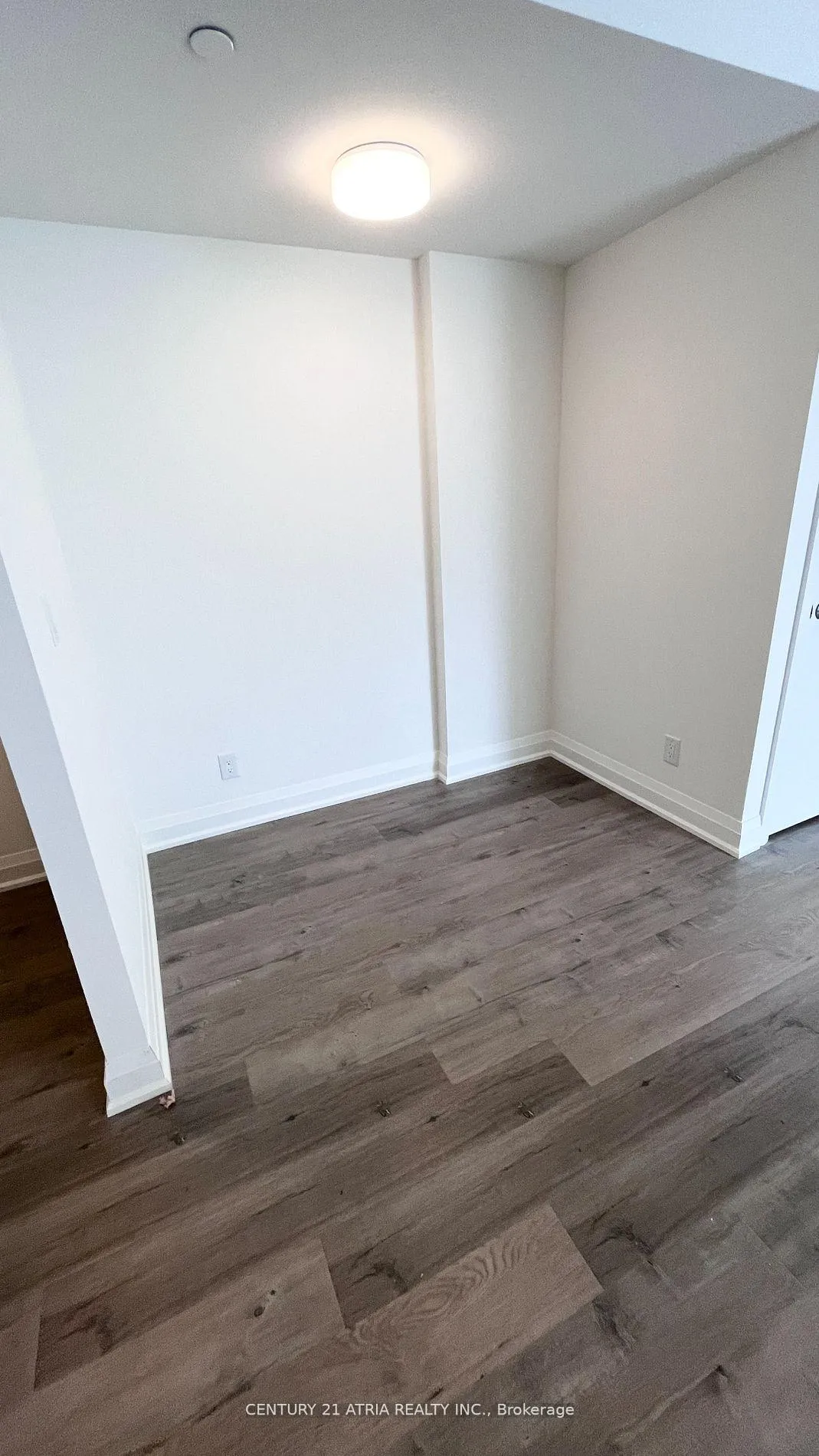 Photo 7 of Unit 1016, 58 Lakeside Terrace, Barrie, Little Lake — HOMEH