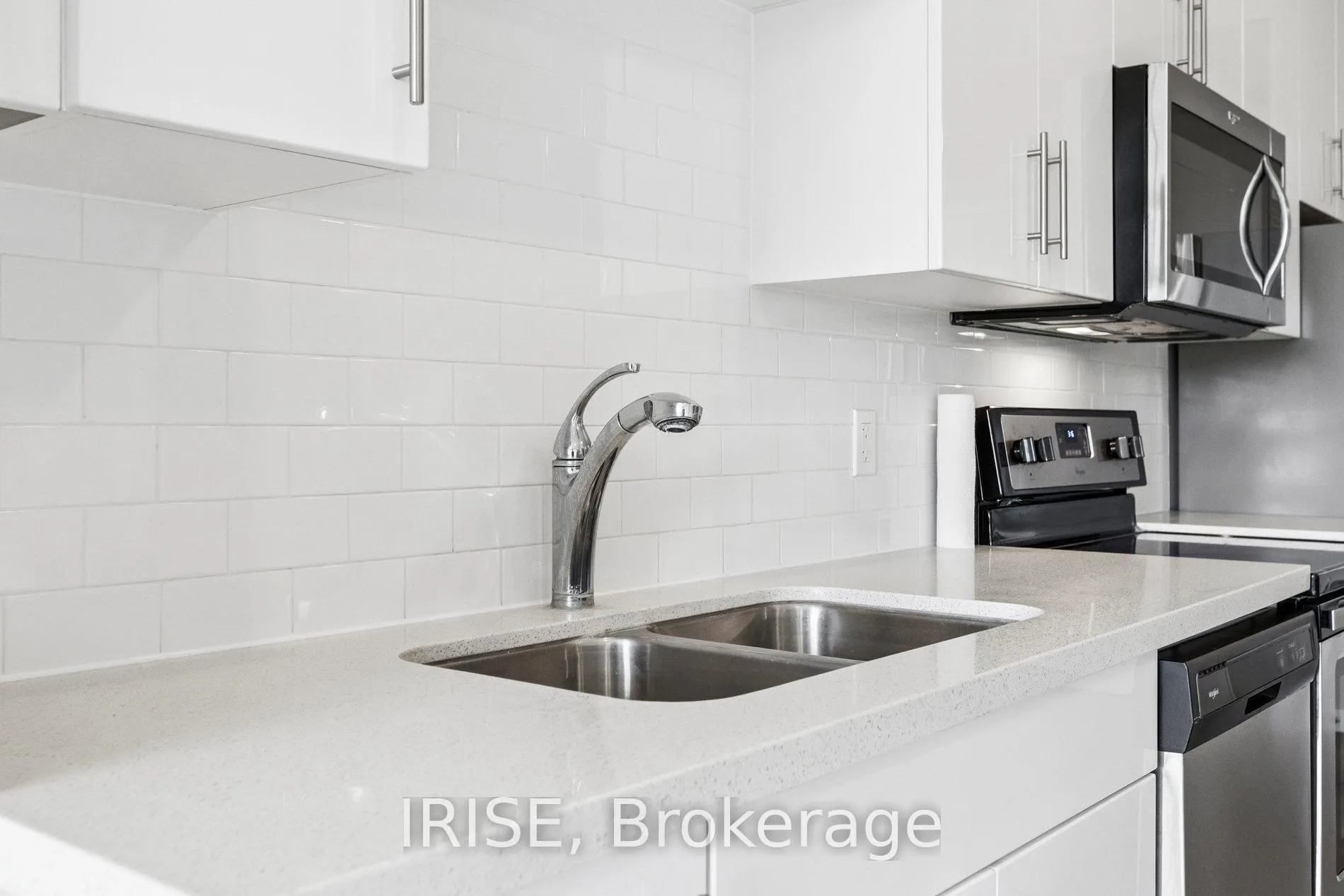 Photo 10 of Unit 321, 690 King Street W, Kitchener — HOMEH